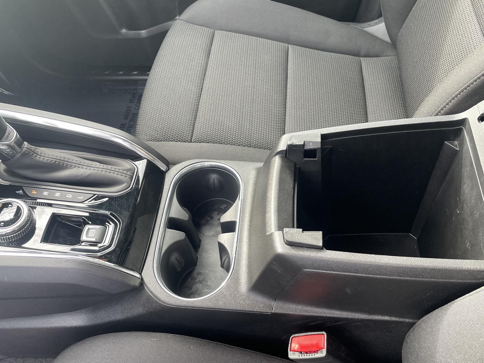 Vehicle photo 15