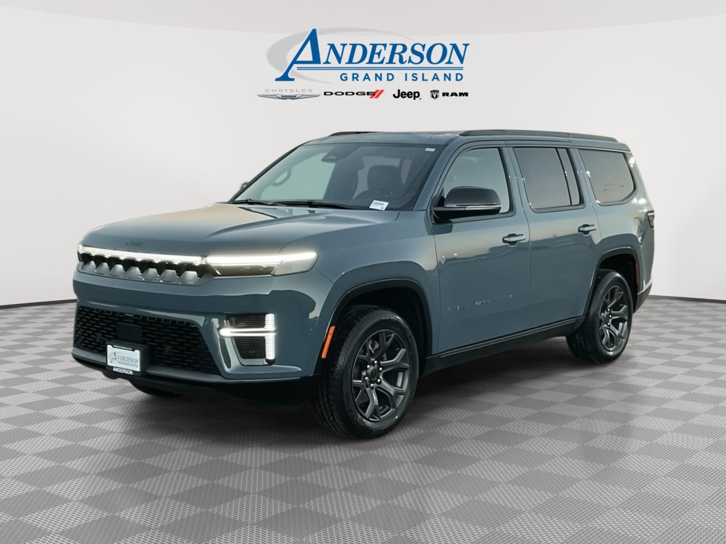 Vehicle photo 1