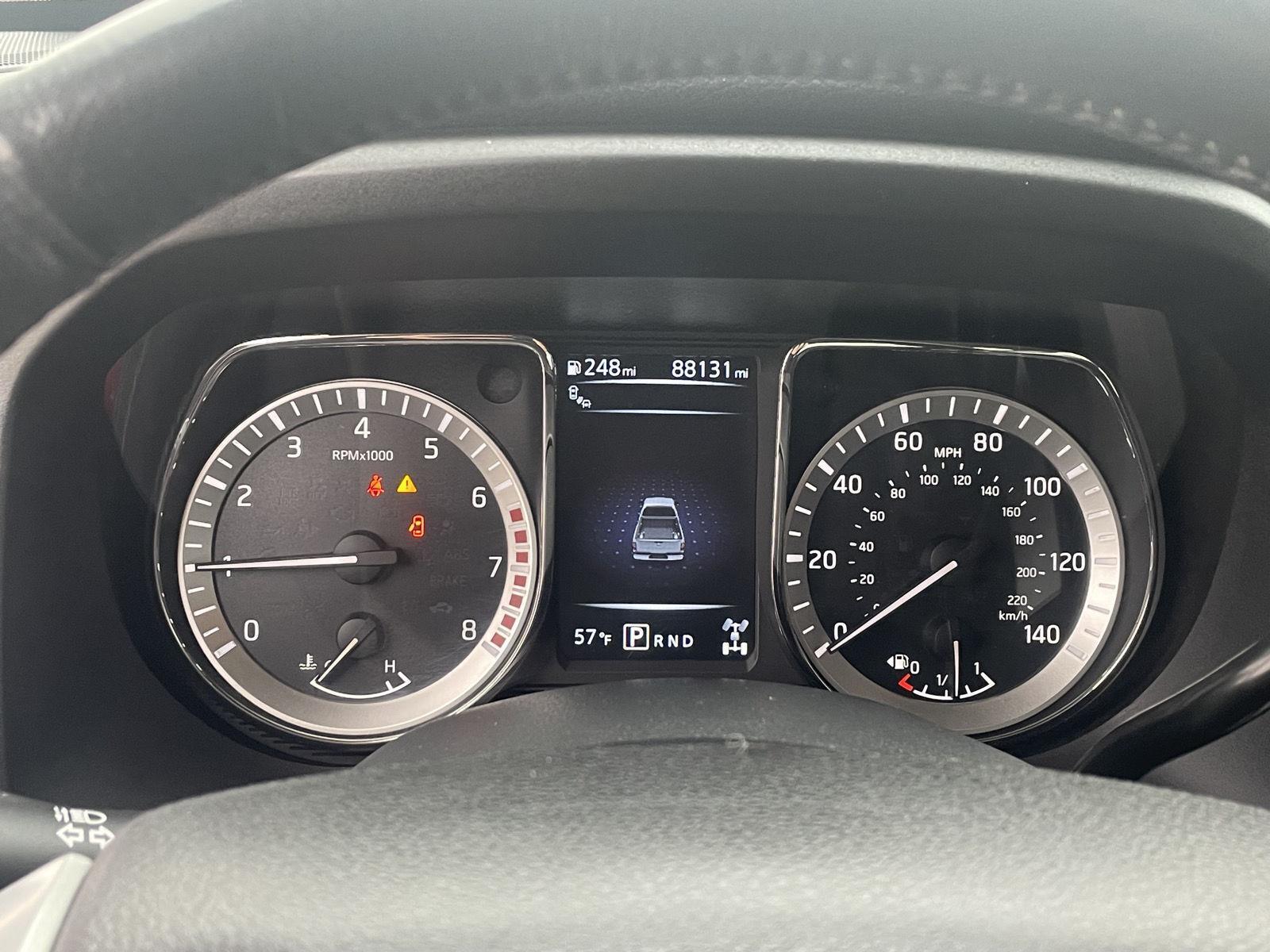 Vehicle photo 3