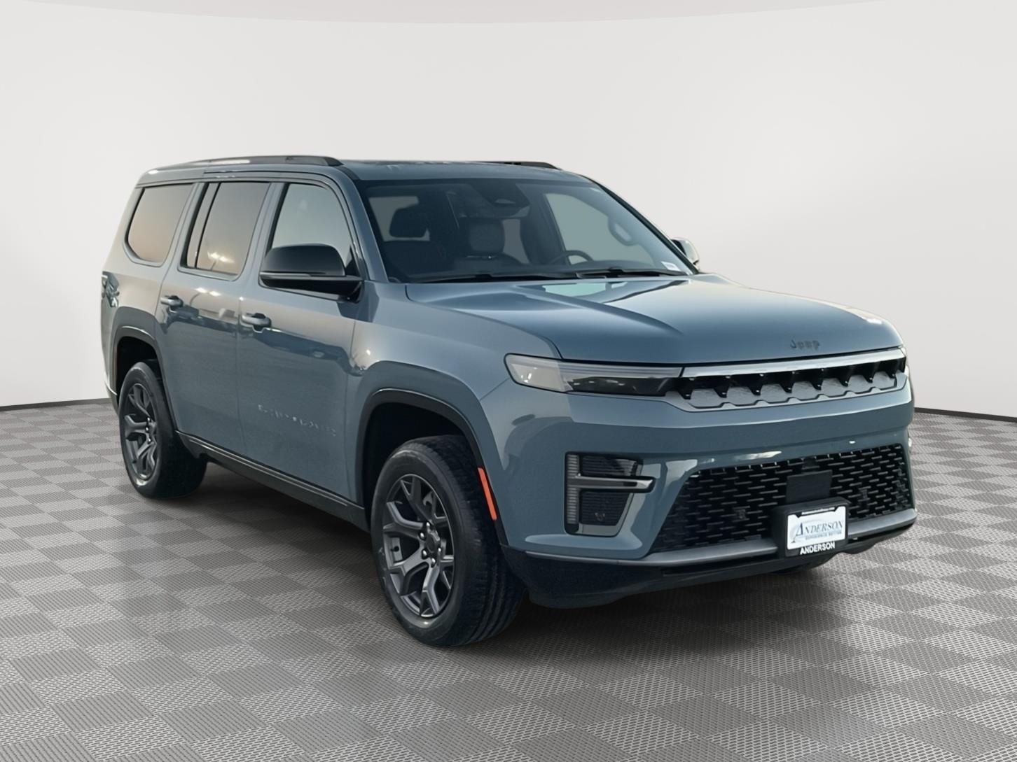 Vehicle photo 7