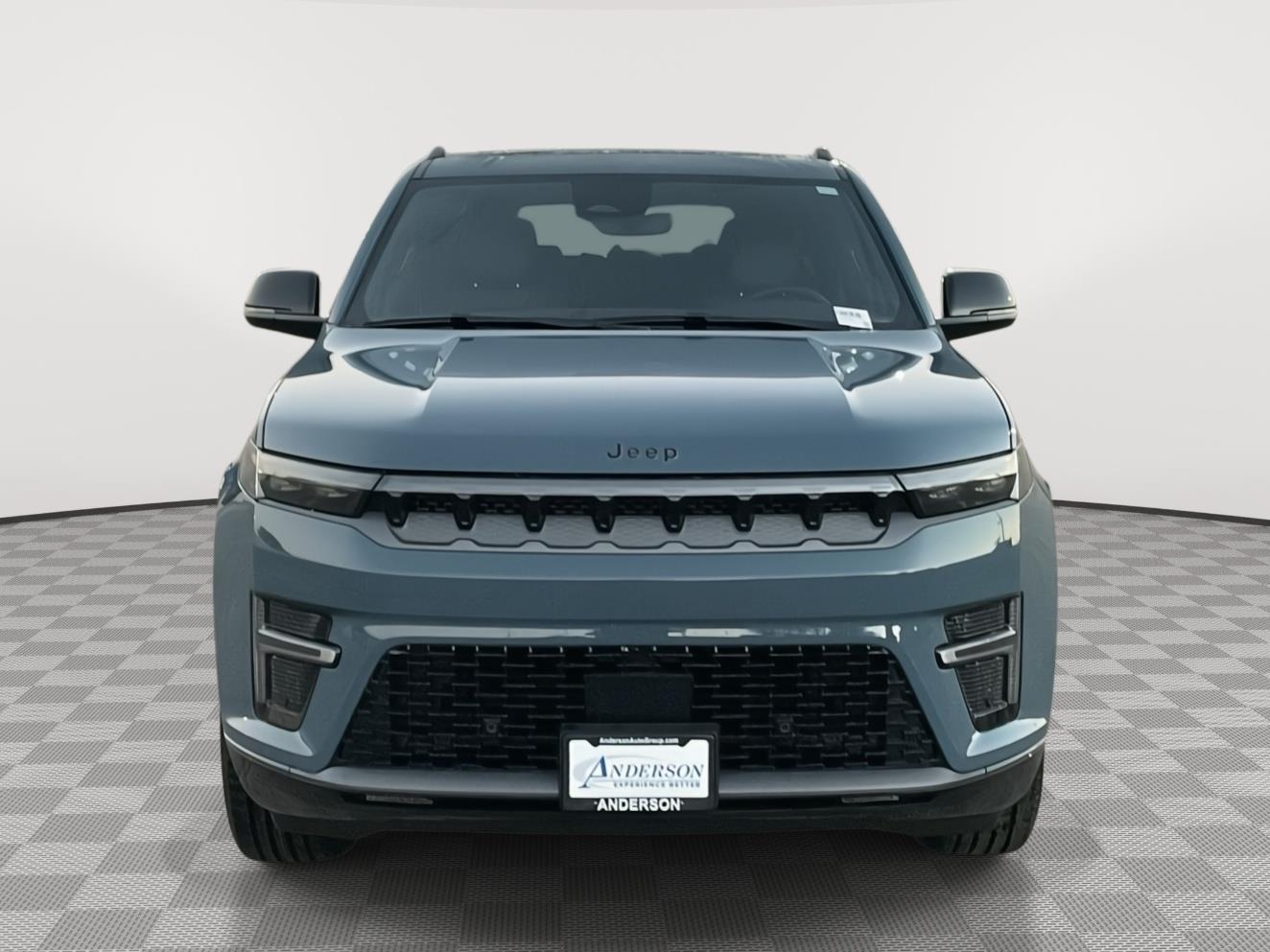 Vehicle photo 8
