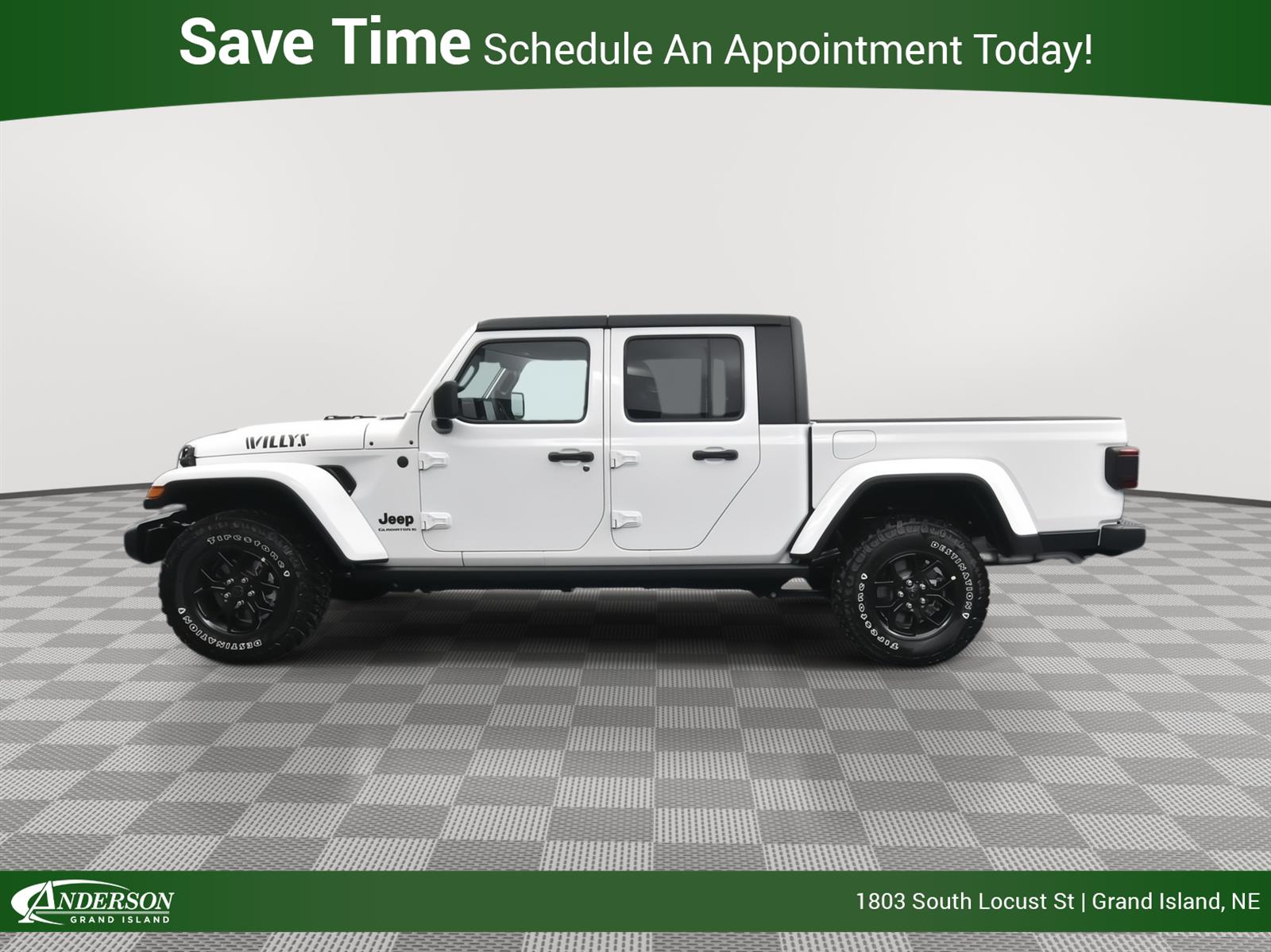 Used 2024 Jeep Gladiator Willys Crew Cab Truck for sale in Grand Island NE