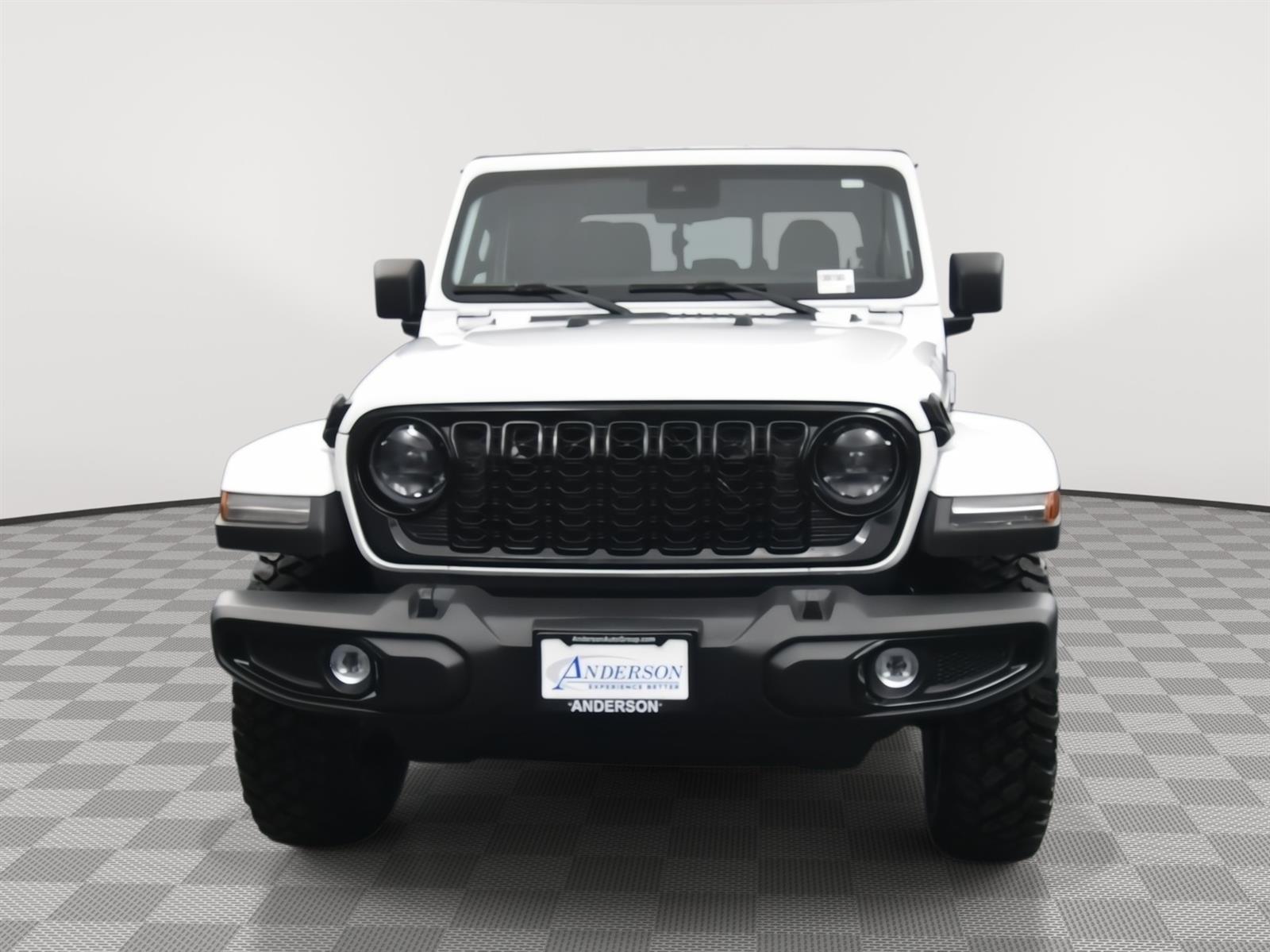 Used 2024 Jeep Gladiator Willys Crew Cab Truck for sale in Grand Island NE