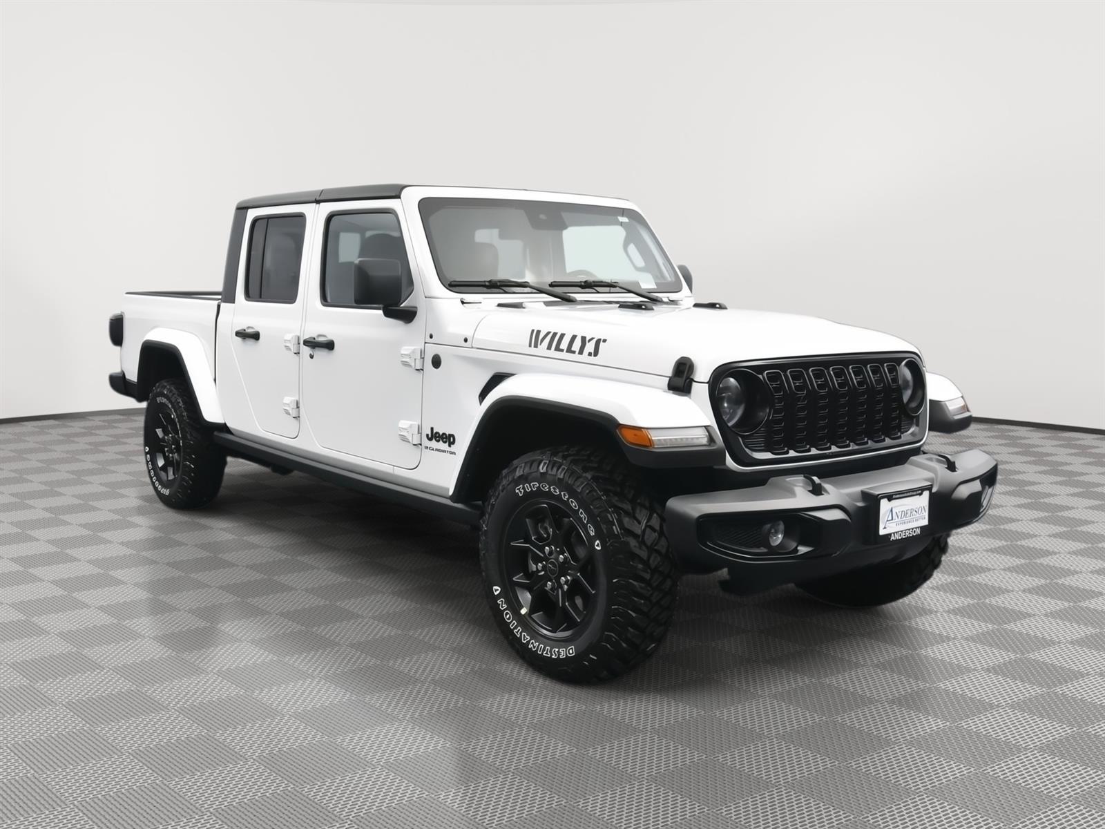 Used 2024 Jeep Gladiator Willys Crew Cab Truck for sale in Grand Island NE