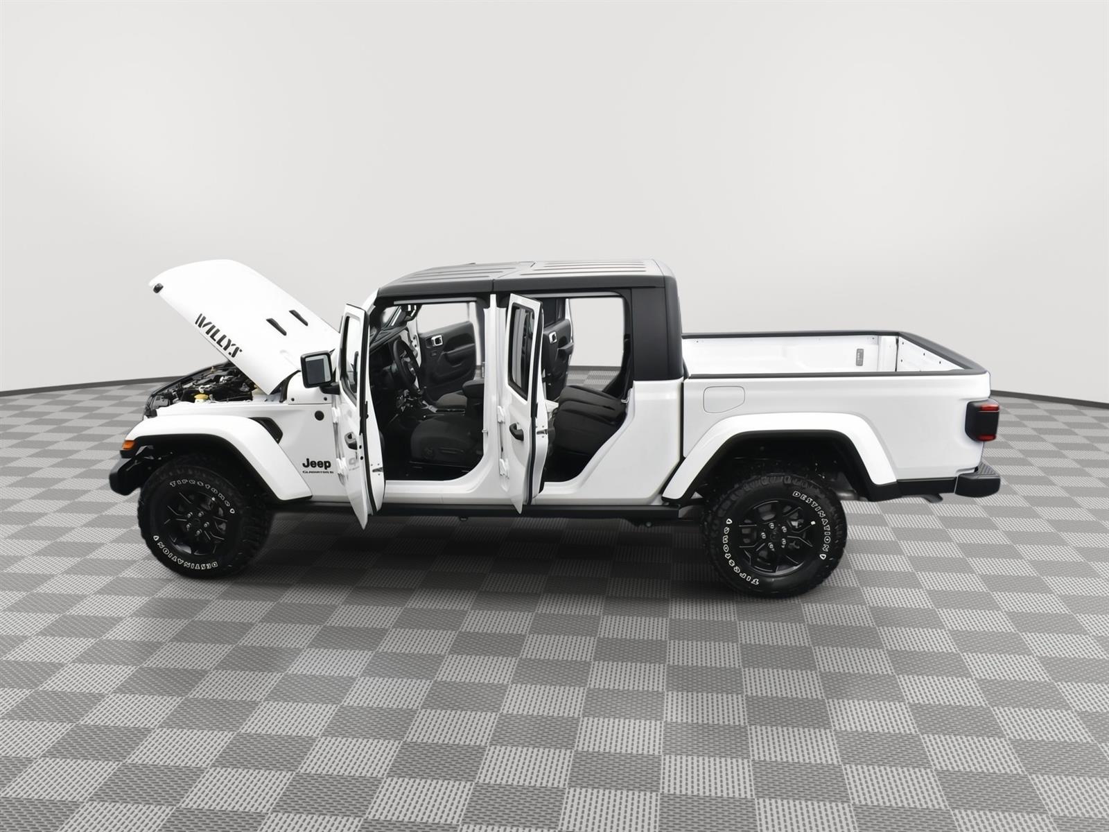 Used 2024 Jeep Gladiator Willys Crew Cab Truck for sale in Grand Island NE