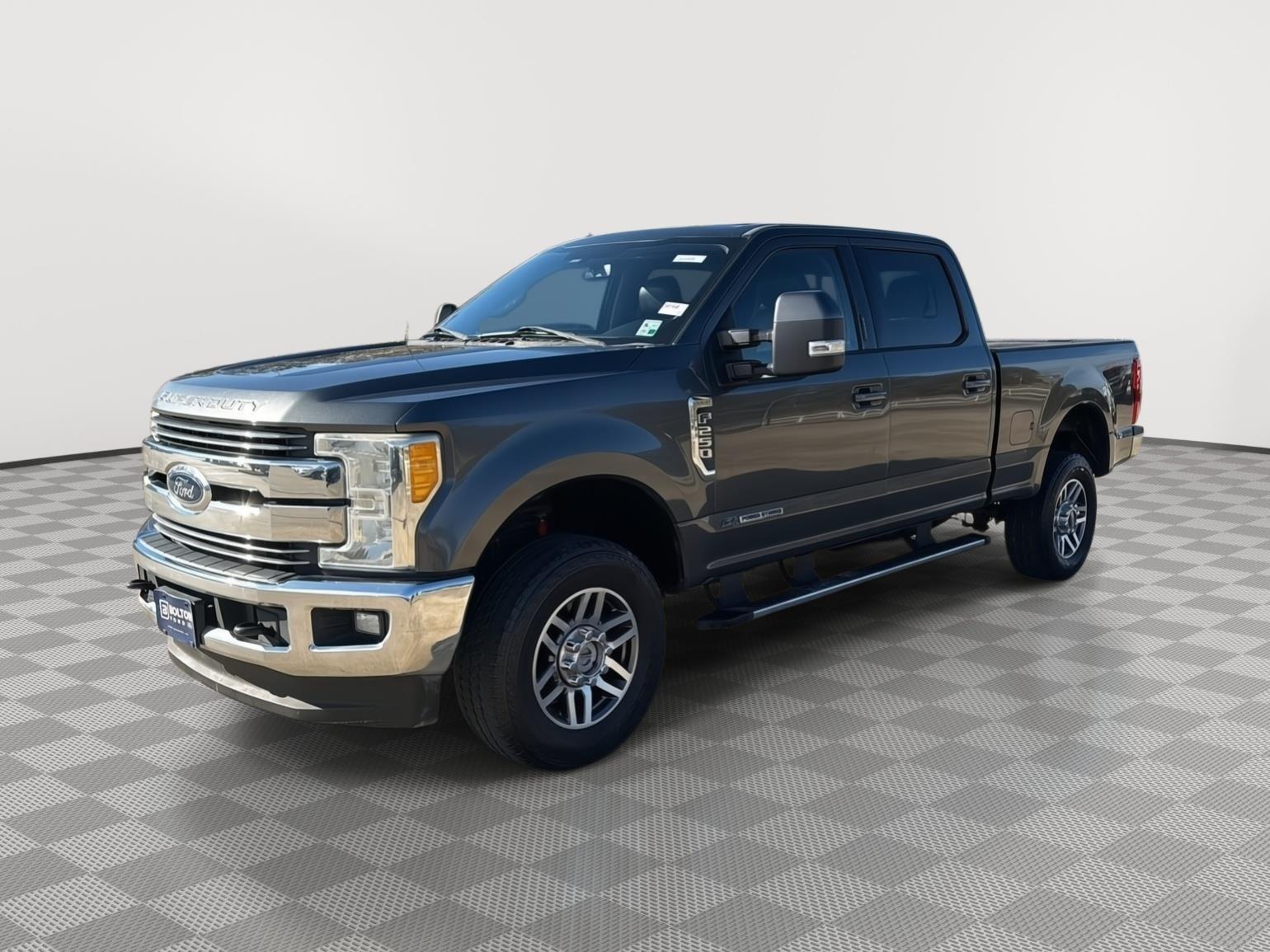 2017 Ford F-250 Super Duty Lariat Crew Cab 4WD