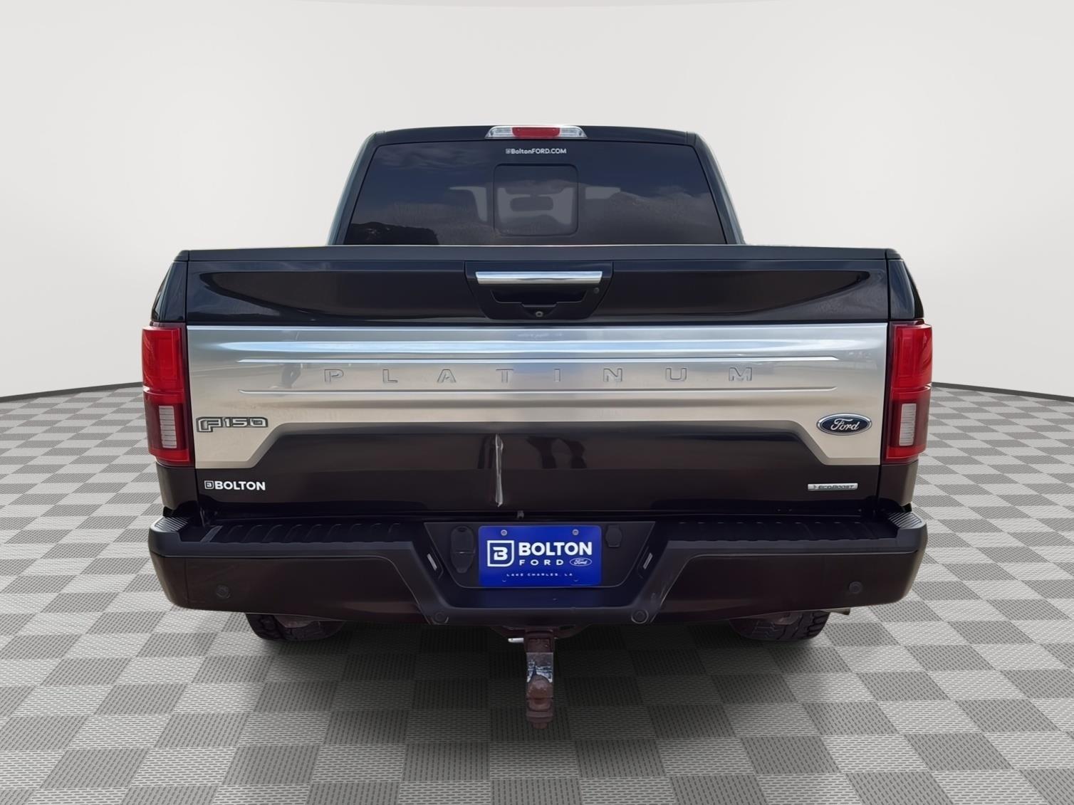 View vehicle photo 4