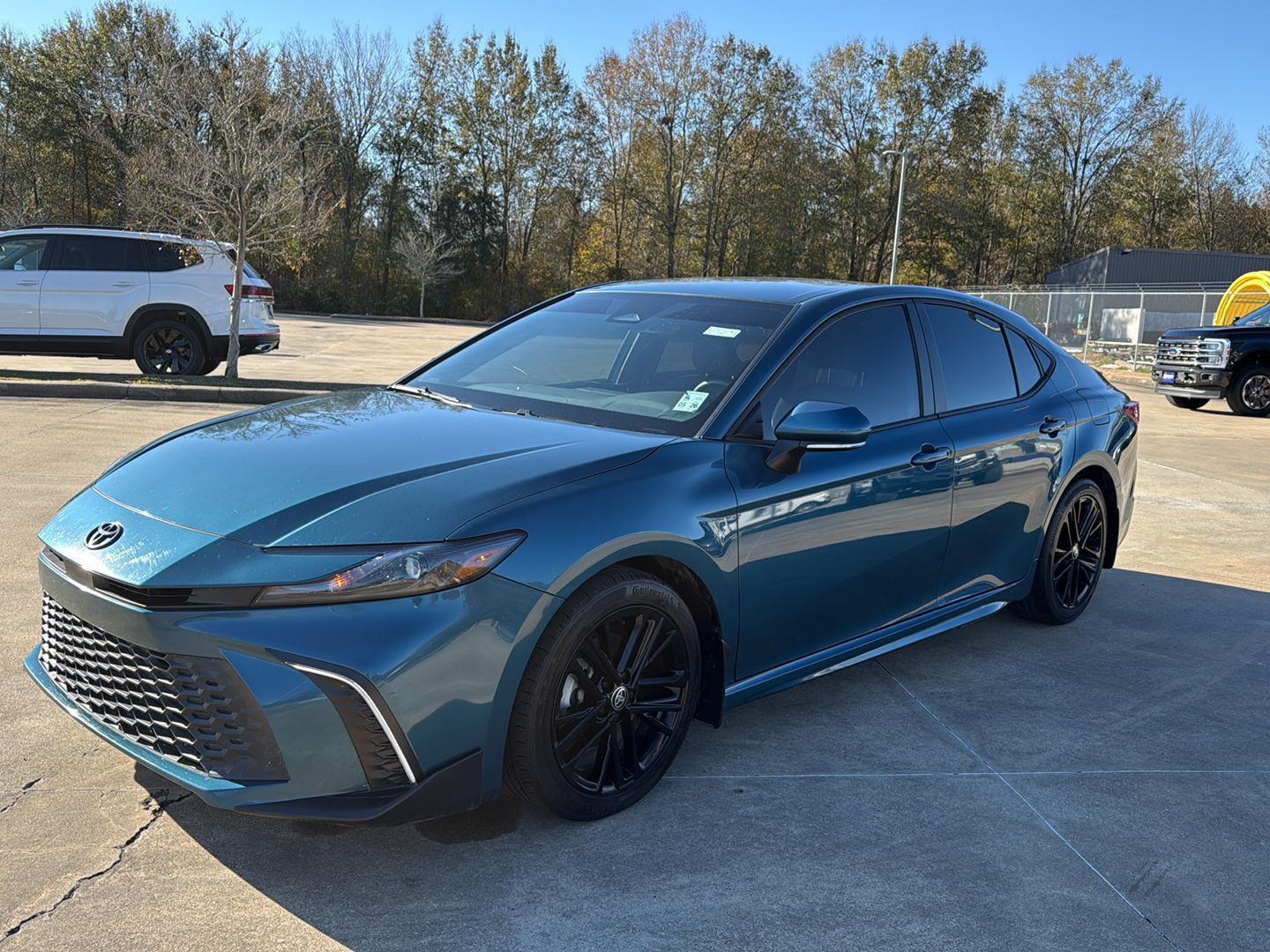 2025 Toyota Camry SE AWD