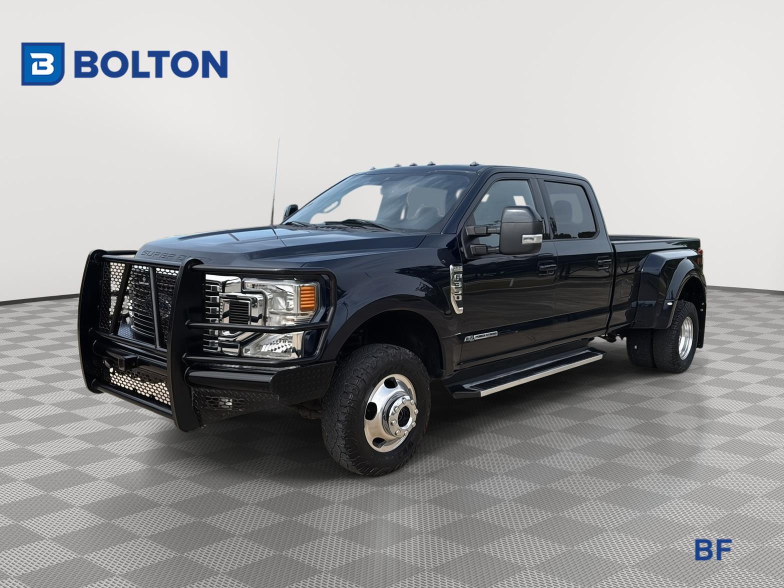 2022 Ford F-350 Super Duty Lariat Crew Cab LB DRW 4WD