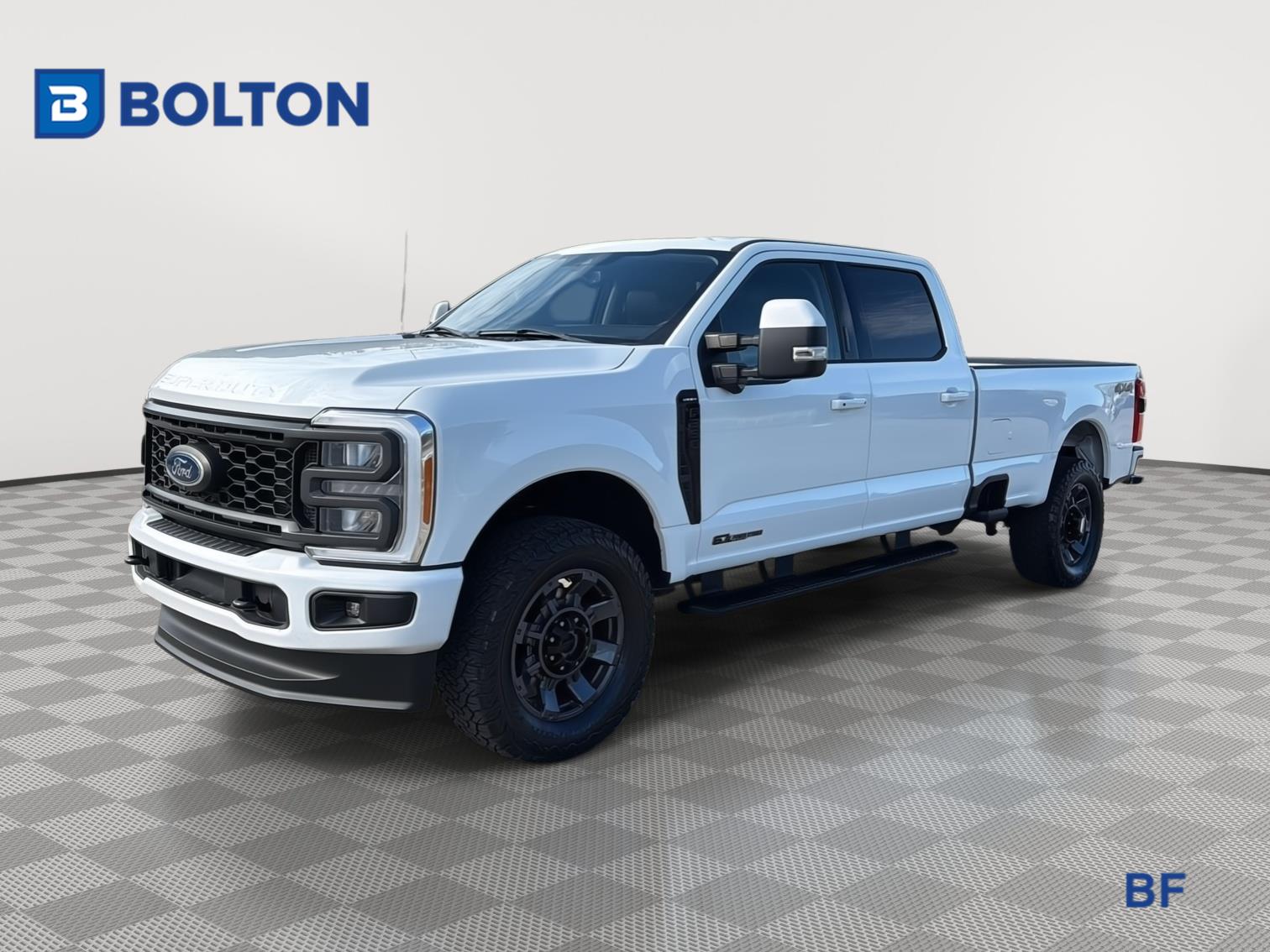 Oxford White 2023 Ford F-350 Super Duty Lariat Crew Cab LB 4WD Pickup Truck Four-Wheel Drive 10-Speed Automatic