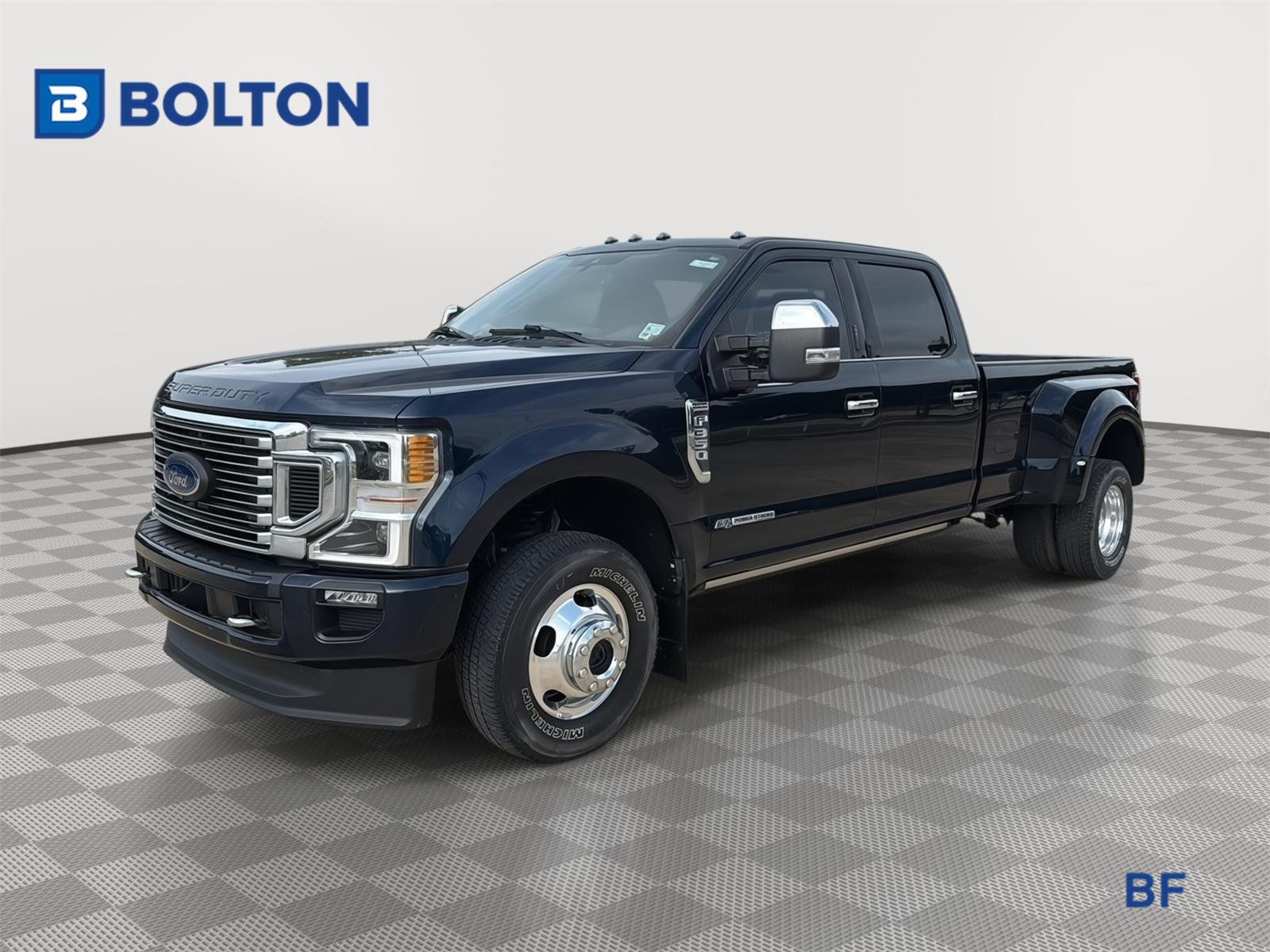 Antimatter Blue Metallic 2022 Ford F-350 Super Duty Platinum Crew Cab LB DRW 4WD Pickup Truck Four-Wheel Drive Automatic