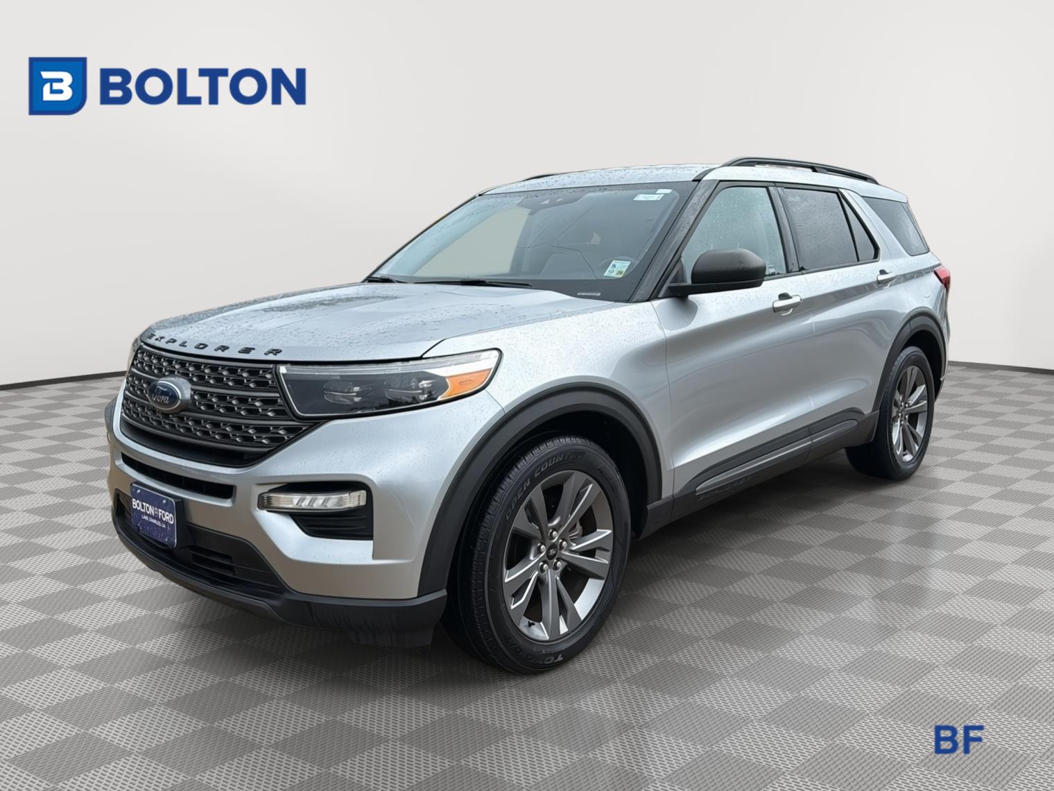 Iconic Silver Metallic 2021 Ford Explorer XLT RWD SUV / Crossover Rear-Wheel Drive Automatic