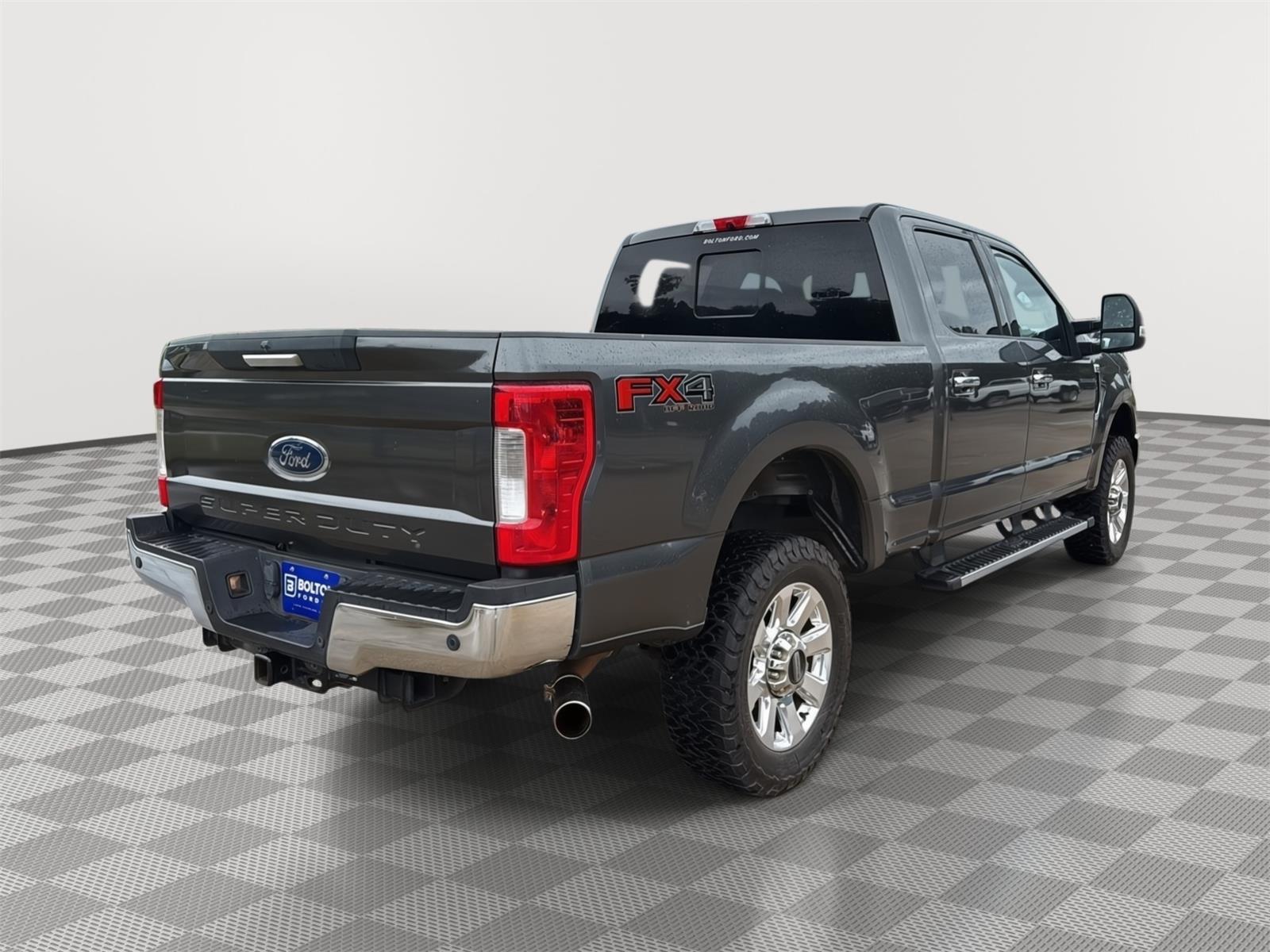 View vehicle photo 5