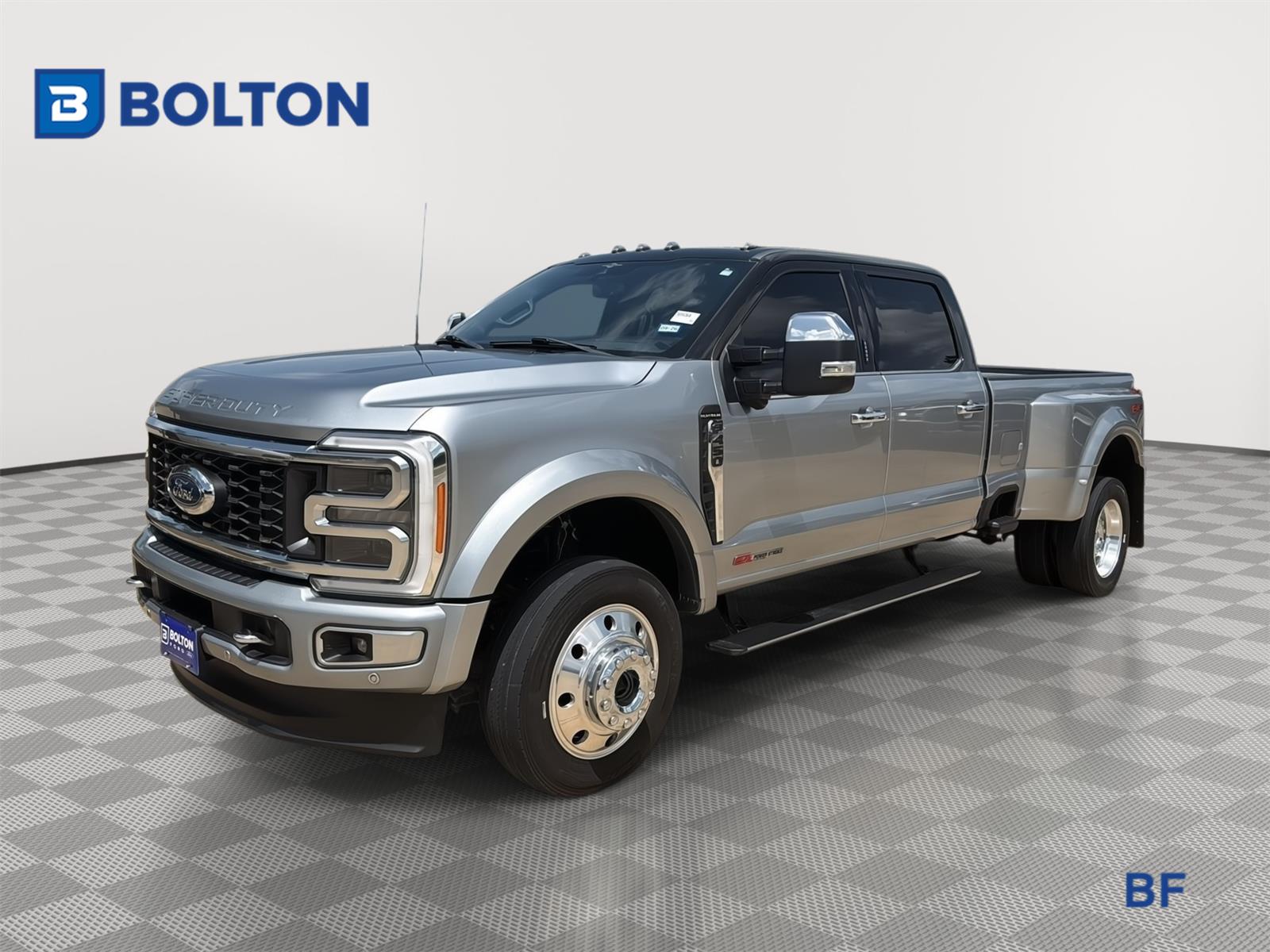  2023 Ford F-450 Super Duty Platinum Crew Cab LB DRW 4WD   