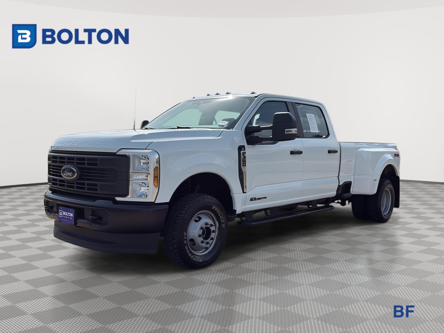 Oxford White 2025 Ford F-350 Super Duty Pickup Truck Four-Wheel Drive Automatic