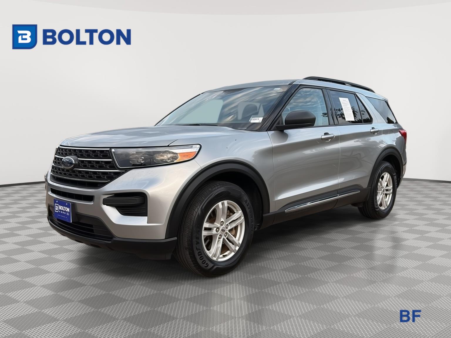 2023 Ford Explorer XLT RWD