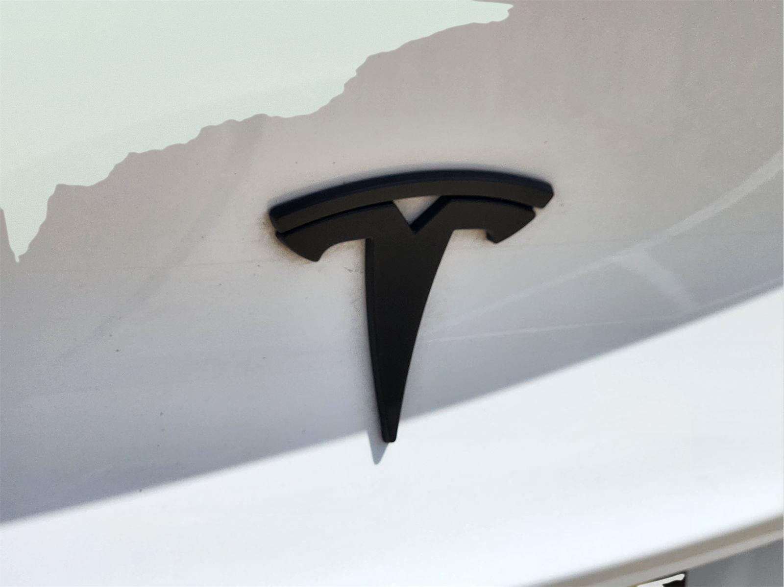 Used 2023 Pearl White Multi-Coat Tesla Long Range image 11
