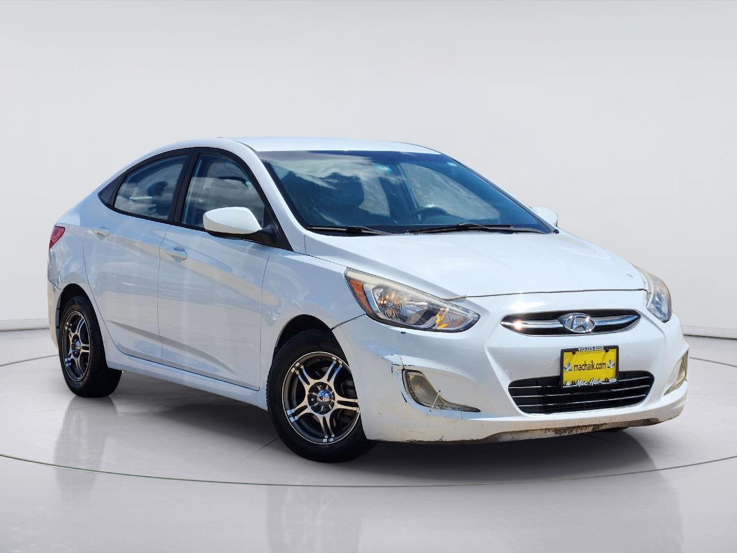  2016 Hyundai Accent SE Sedan FWD   