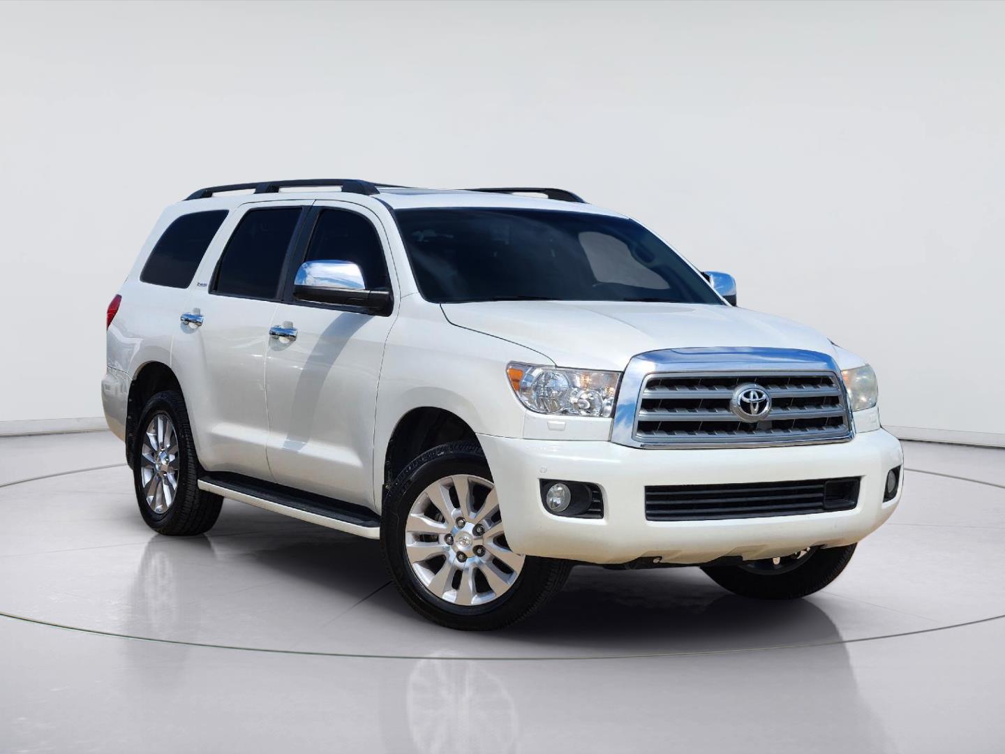 White (Blizzard Pearl) 2016 Toyota Sequoia SUV / Crossover 4X2 Automatic