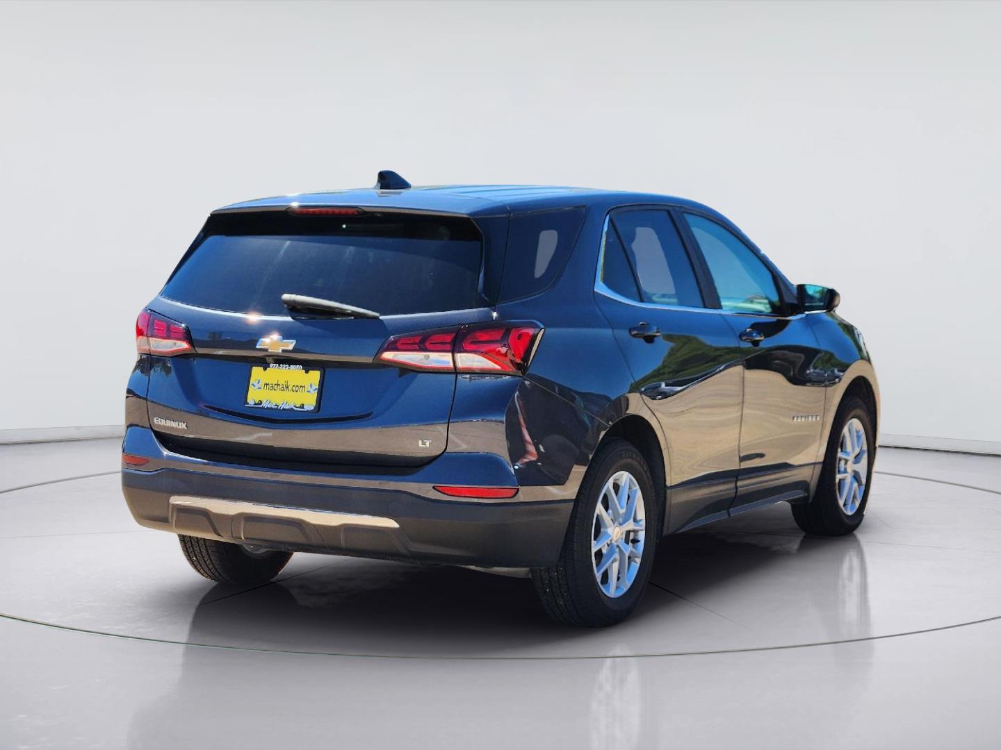 Used 2023 Iron Gray Metallic Chevrolet LT image 4