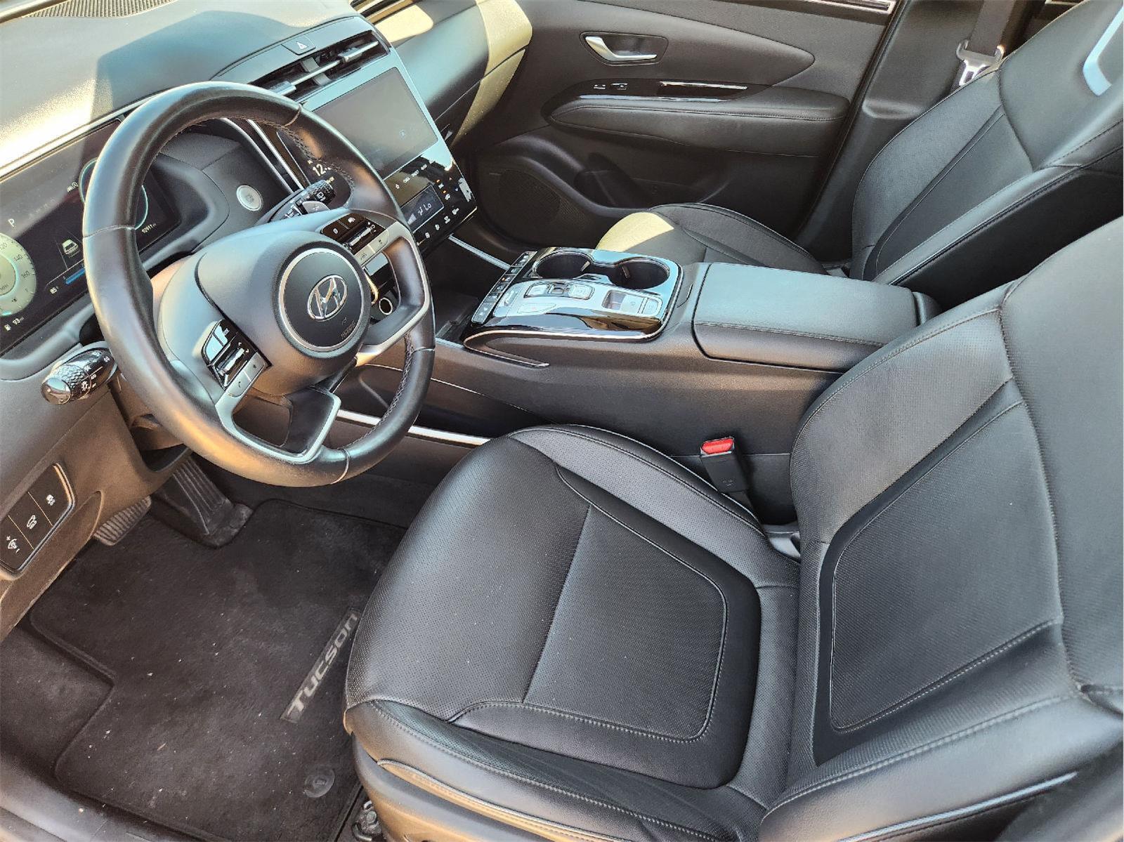 Used 2023 Amazon Gray Hyundai Limited image 12