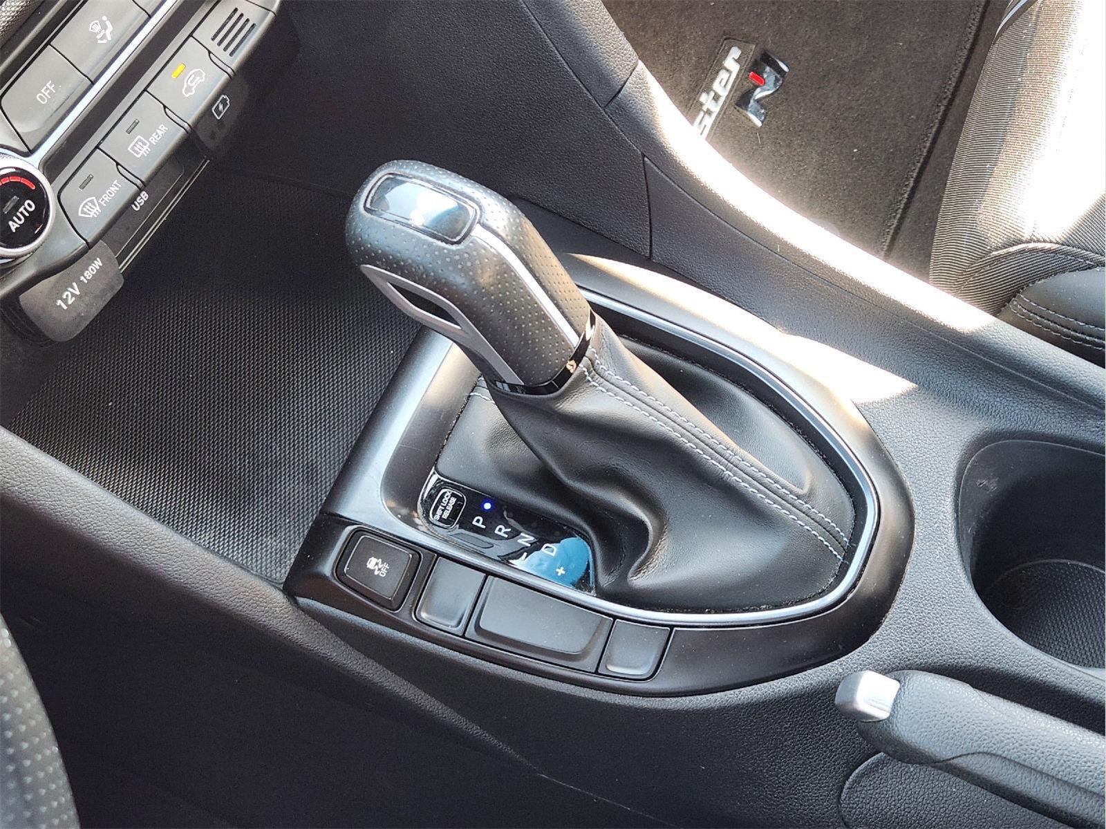 Used 2021 Racing Red Hyundai Base image 19