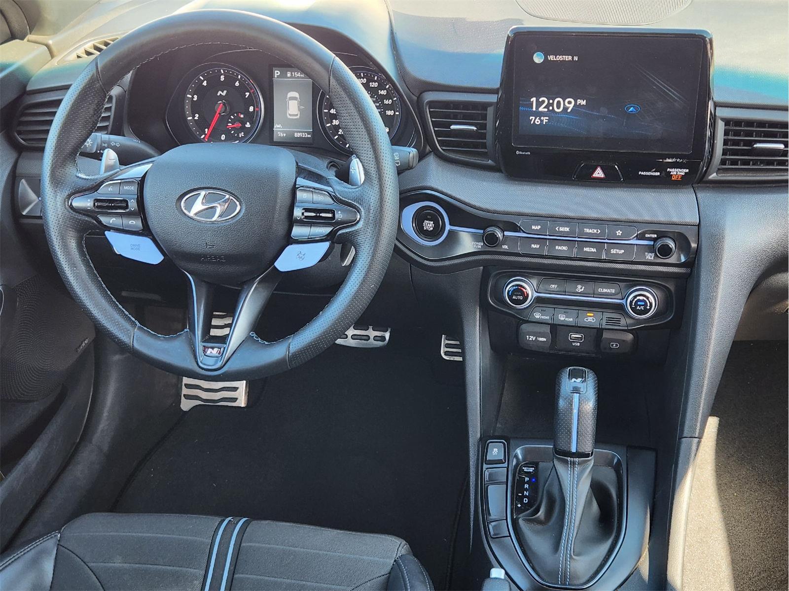Used 2021 Racing Red Hyundai Base image 27