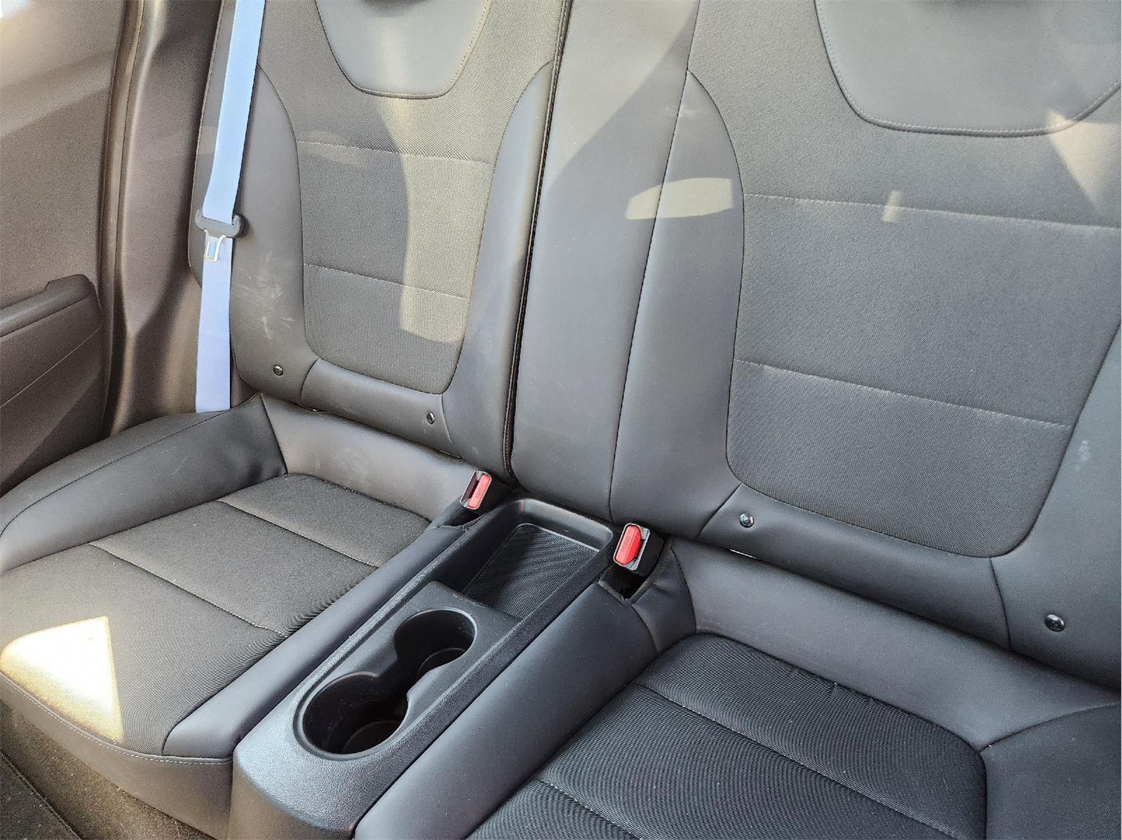 Used 2021 Racing Red Hyundai Base image 30