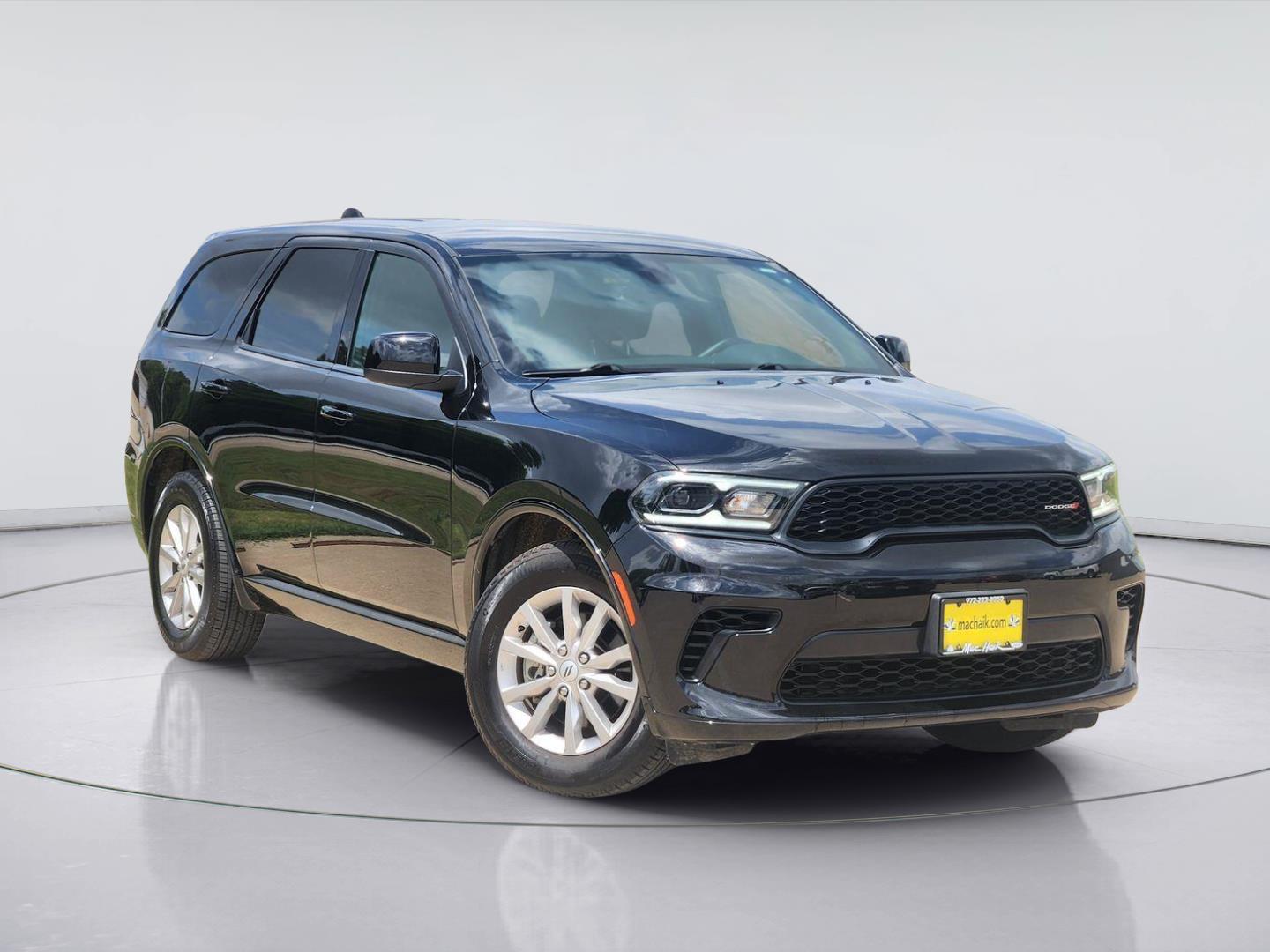 DB Black Clearcoat 2025 Dodge Durango SUV / Crossover Rear-Wheel Drive 8-Speed Automatic
