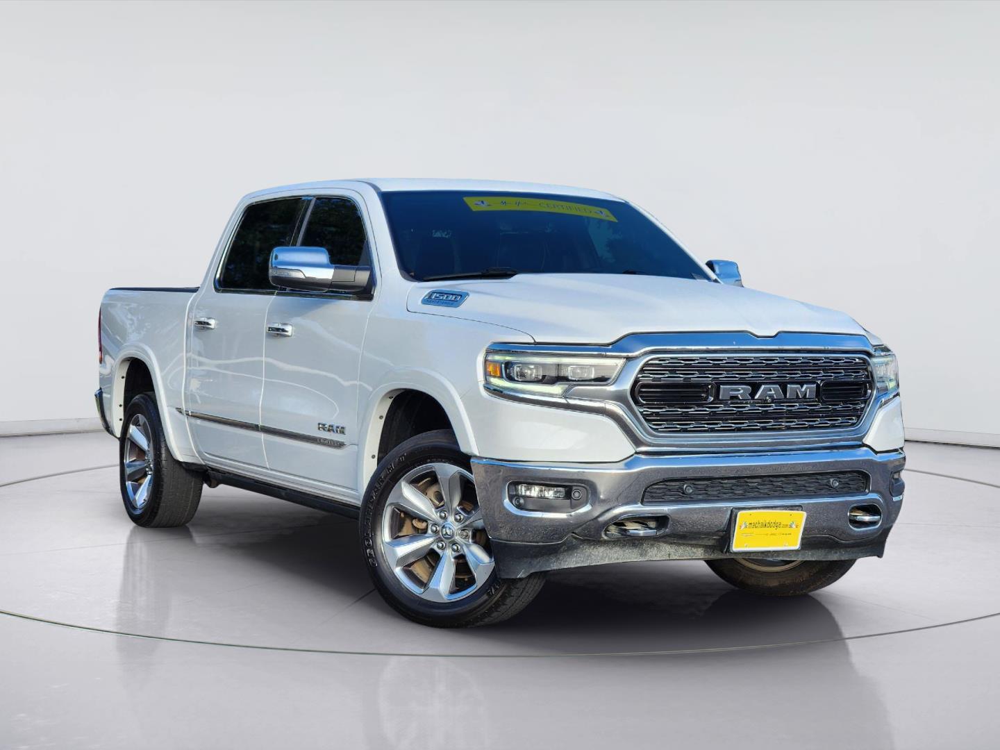 Bright White Clearcoat 2021 RAM 1500 Pickup Truck Four-Wheel Drive 8-Speed Automatic