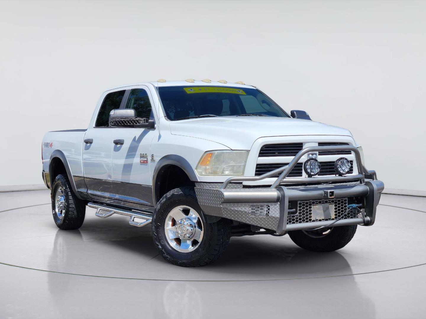 Bright White 2010 Dodge RAM 2500 Pickup Truck 6-Speed Automatic Overdrive