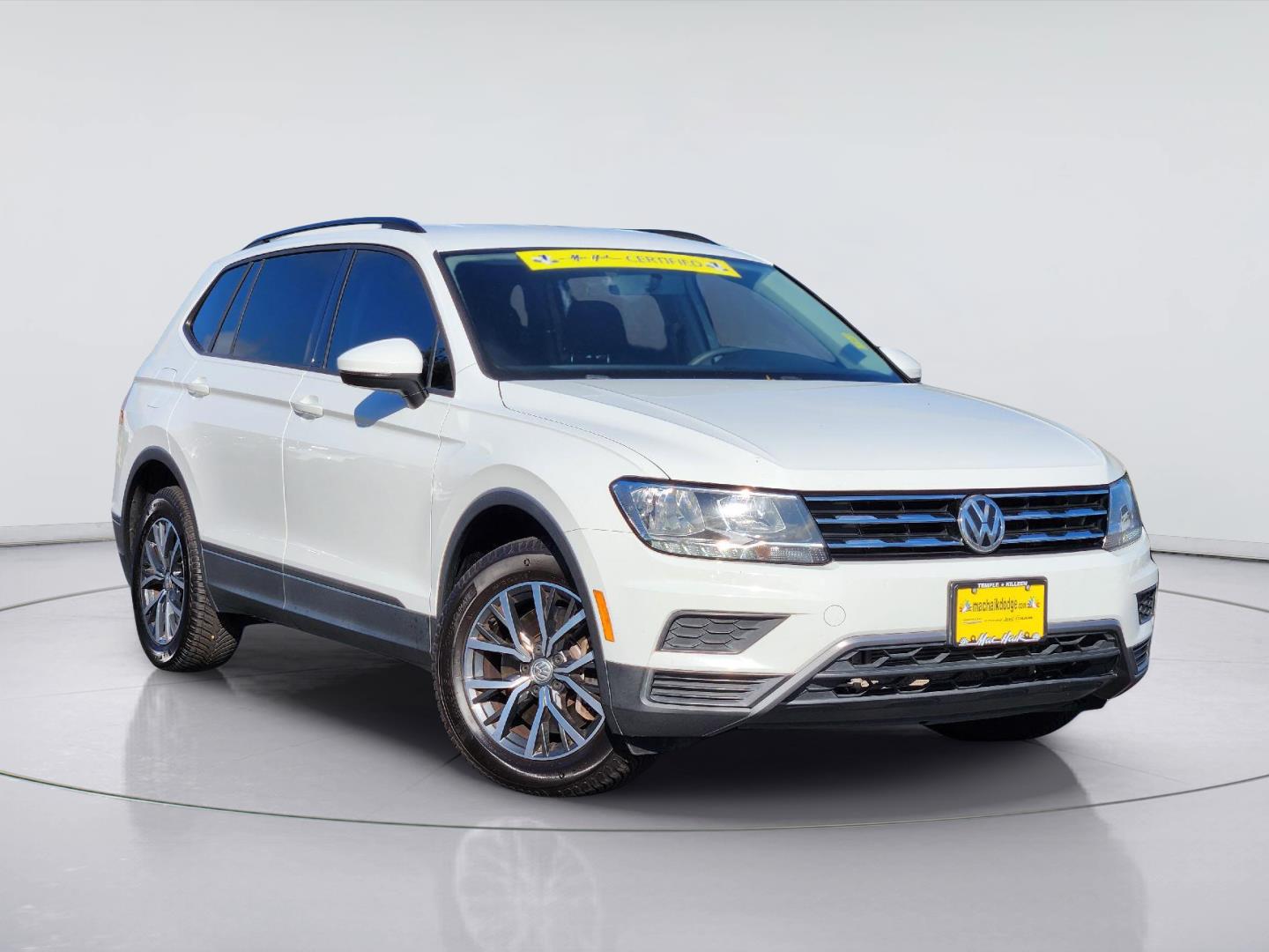 Pure White 2021 Volkswagen Tiguan SUV / Crossover Front-Wheel Drive Automatic