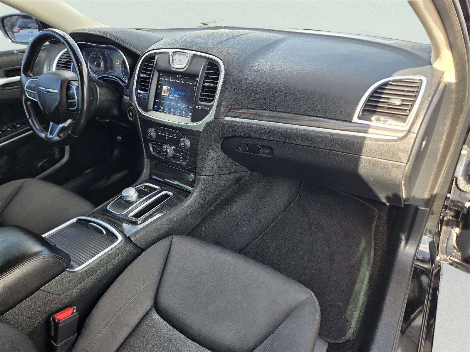 2019 Chrysler 300 Touring at Mac Haik CDJR North Houston