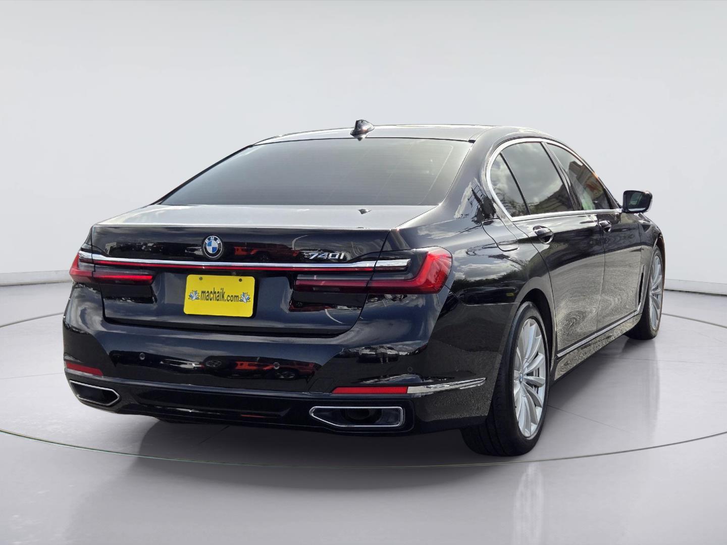 2022 BMW 7 Series 740i - 3