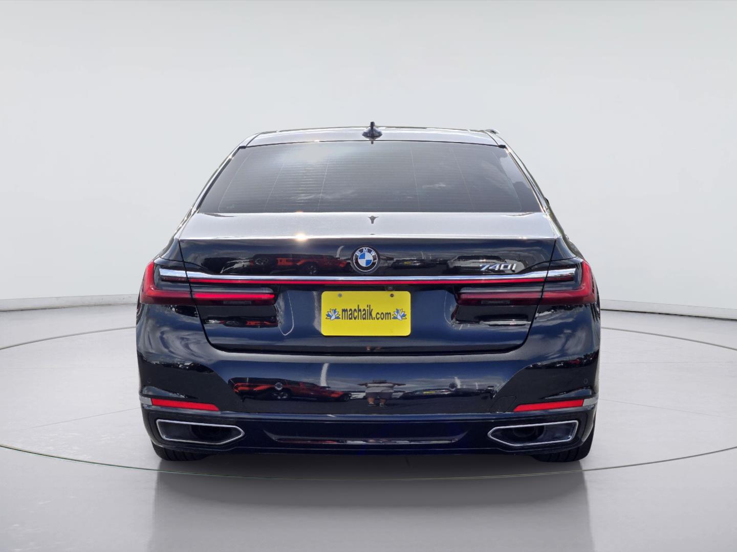 2022 BMW 7 Series 740i - 4