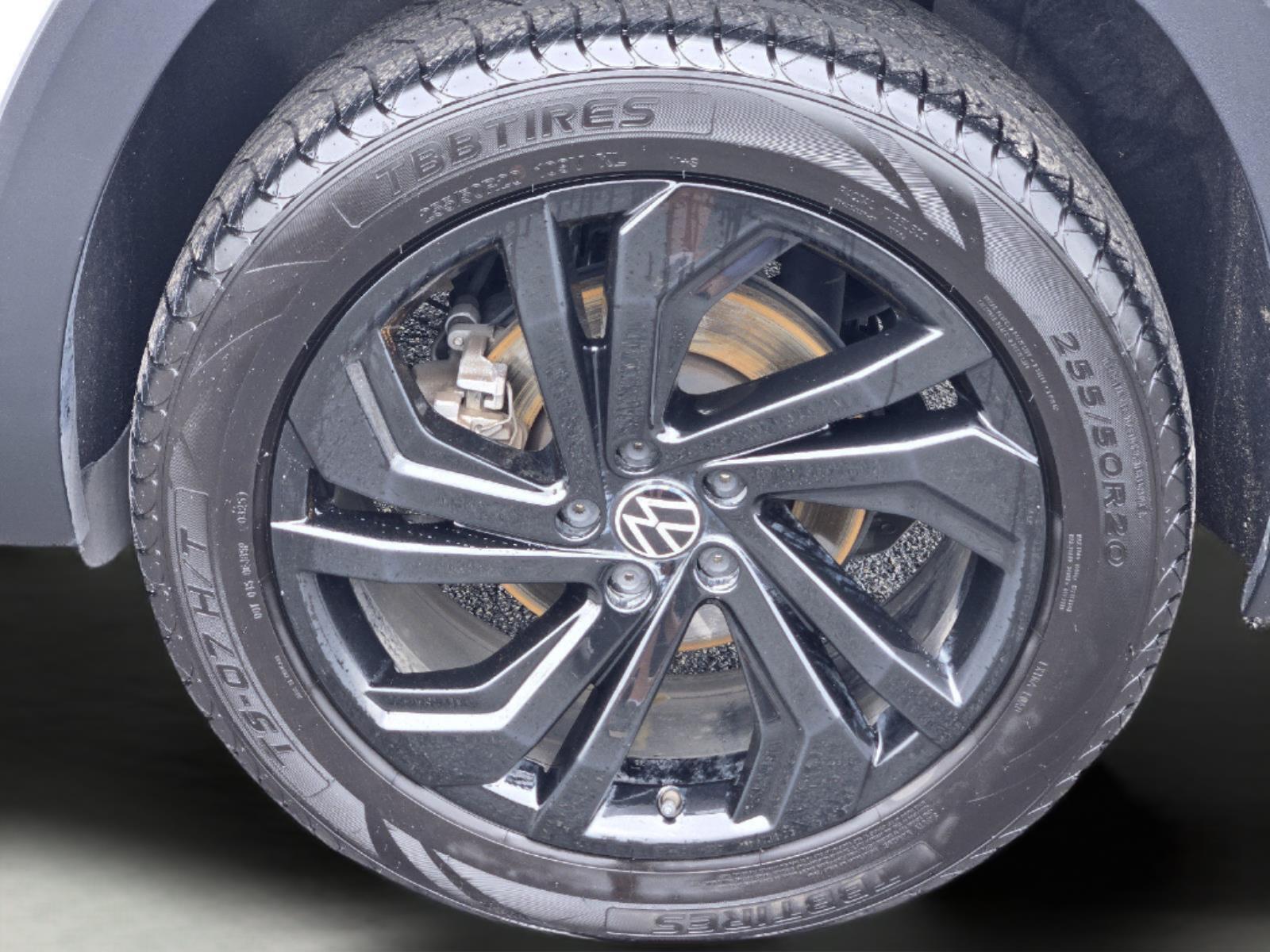 2022 Volkswagen Atlas 2.0T SE w/Technology at AutoNation Chevrolet Gulf Fwy