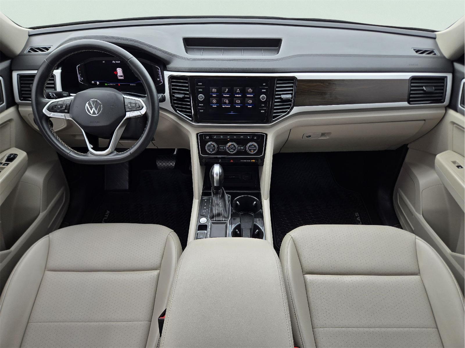 2022 Volkswagen Atlas 2.0T SE w/Technology at AutoNation Chevrolet Gulf Fwy