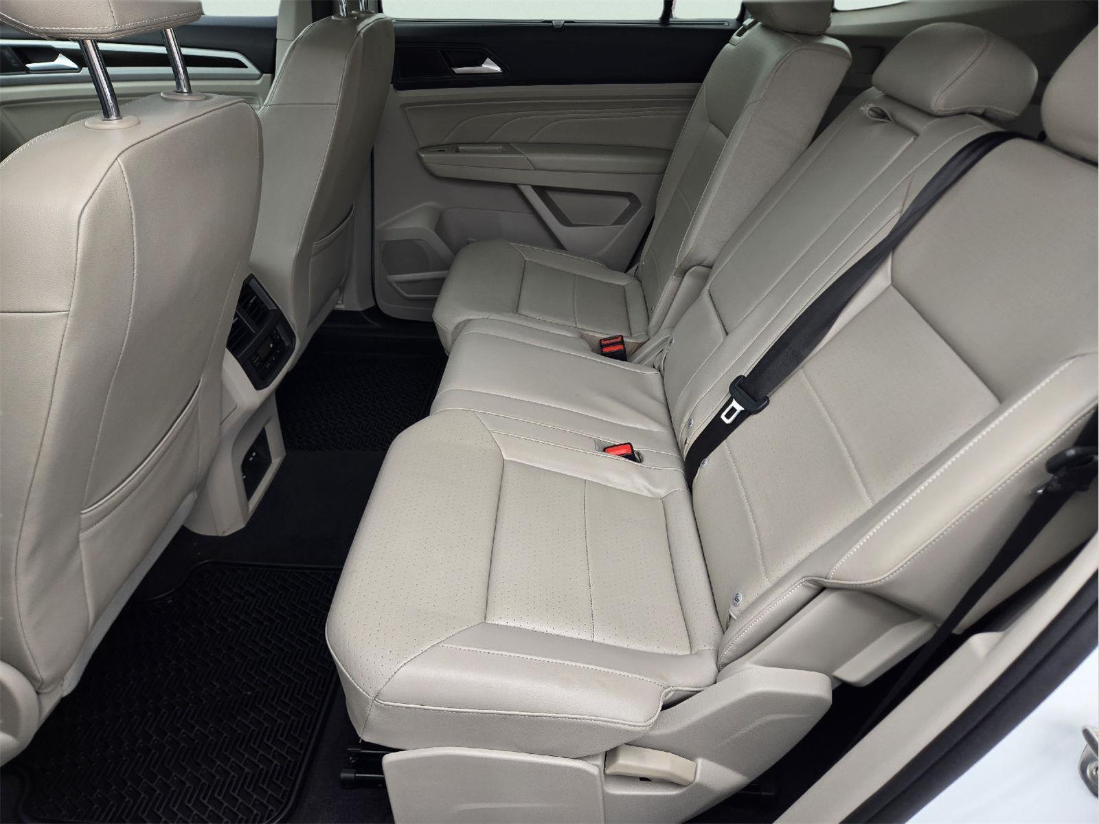 2022 Volkswagen Atlas 2.0T SE w/Technology at AutoNation Chevrolet Gulf Fwy
