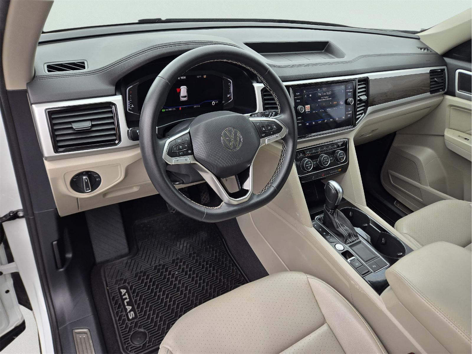 2022 Volkswagen Atlas 2.0T SE w/Technology at AutoNation Chevrolet Gulf Fwy
