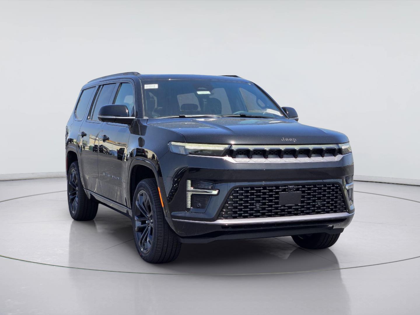 2026 Jeep Grand Wagoneer photo 2 of 16