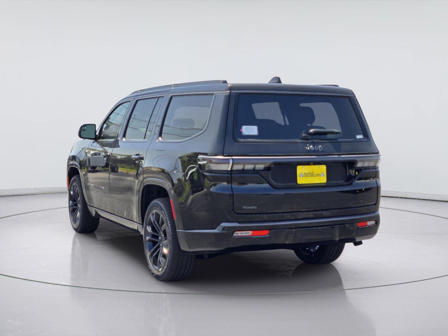2026 Jeep Grand Wagoneer photo 4 of 16
