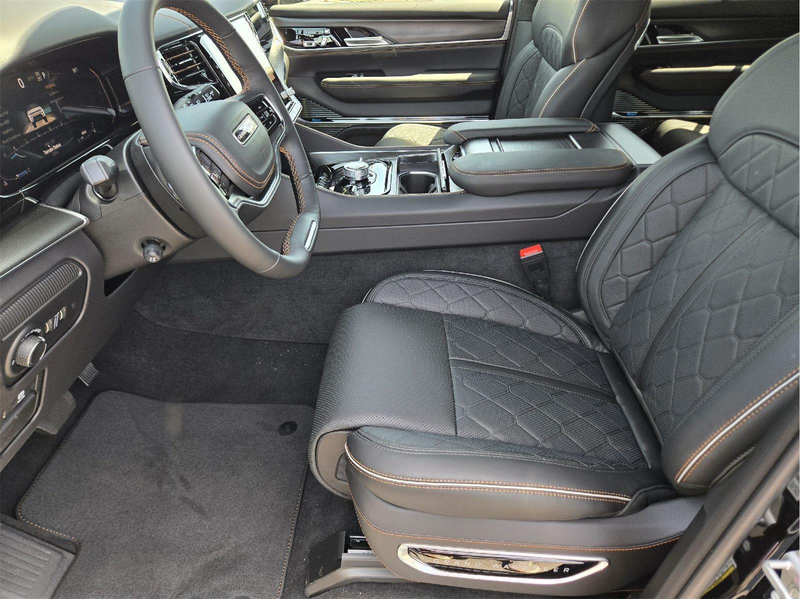 2026 Jeep Grand Wagoneer photo 7 of 16