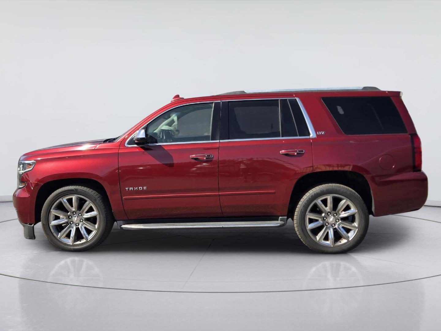 2016 Chevrolet Tahoe LTZ - 6