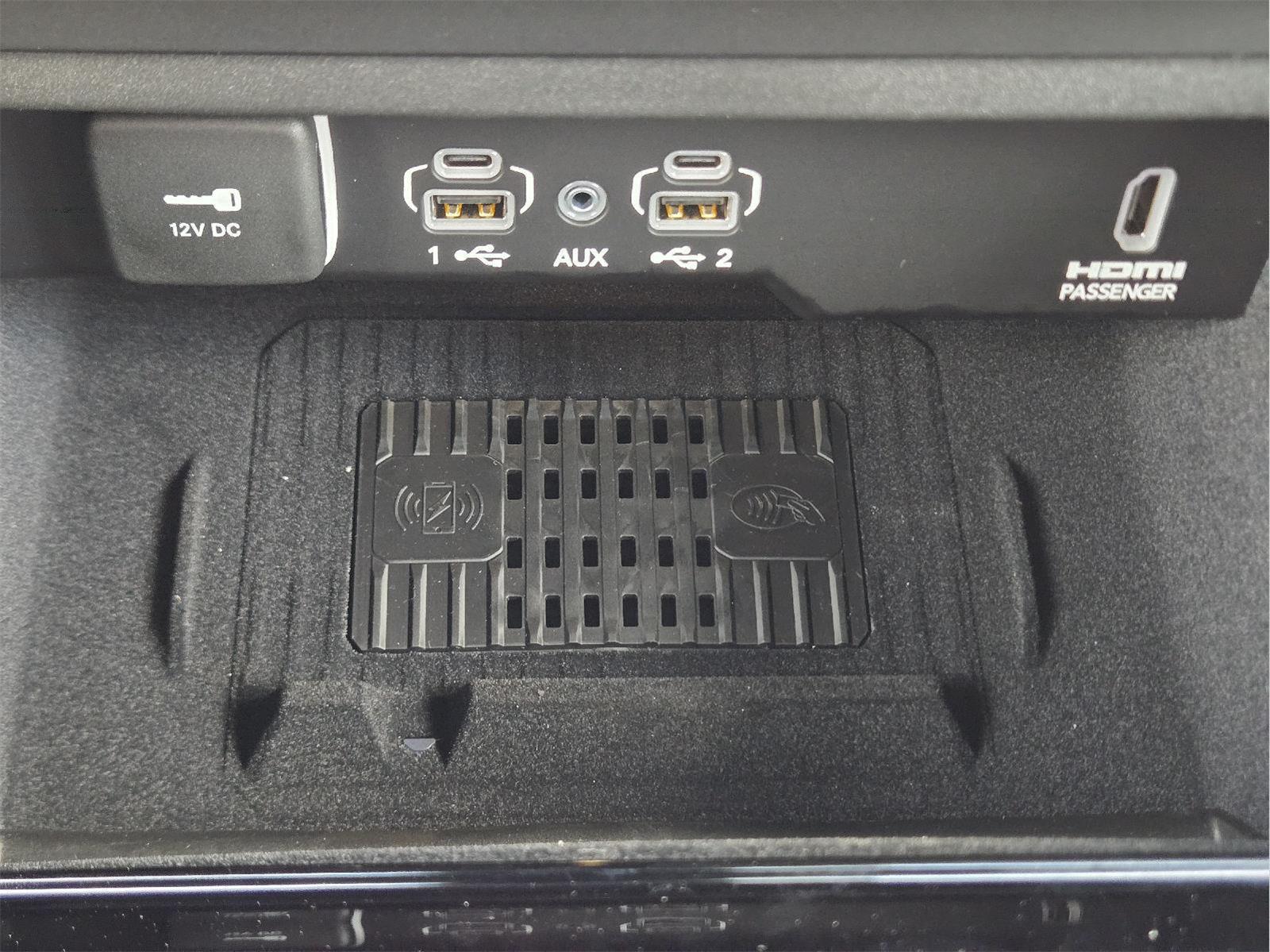 2026 Jeep Grand Wagoneer photo 12 of 15