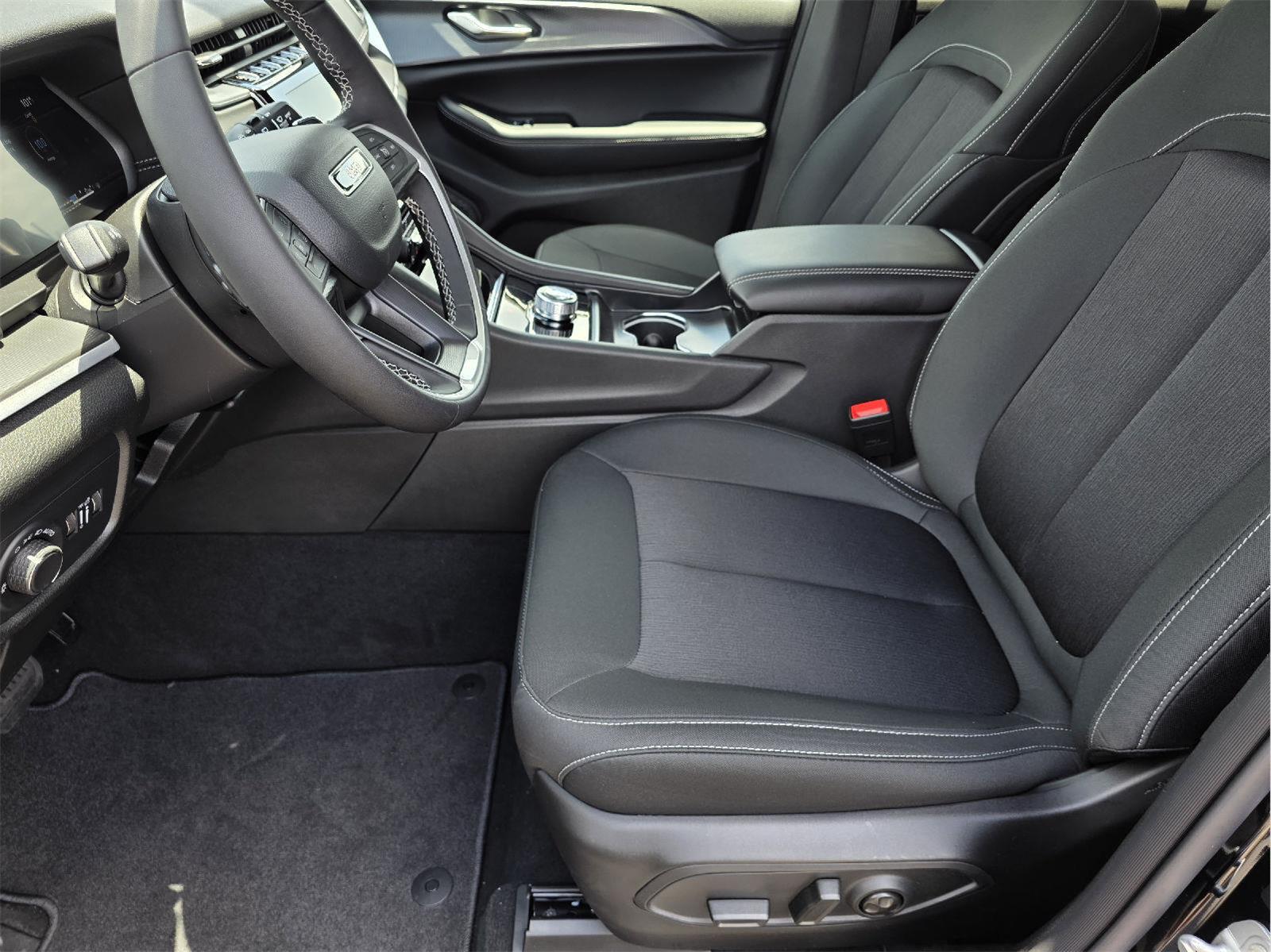 2026 Jeep Grand Cherokee Laredo X - 5