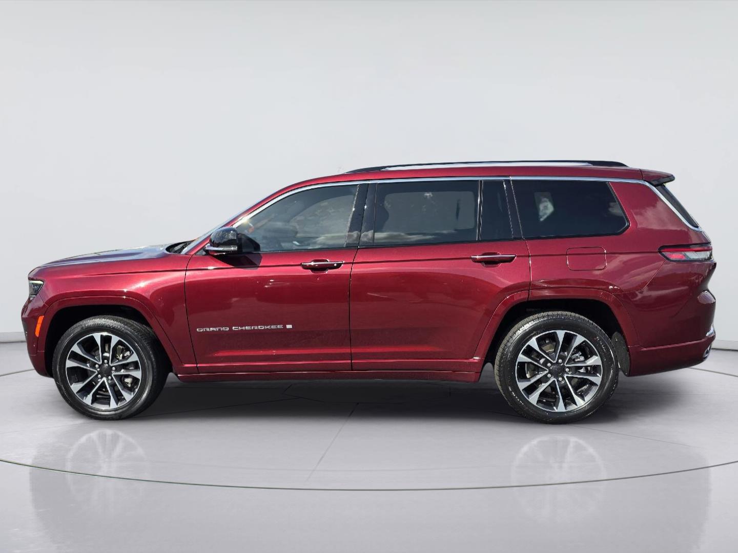 2022 Jeep Grand Cherokee L Overland at AutoNation Chevrolet Gulf Fwy