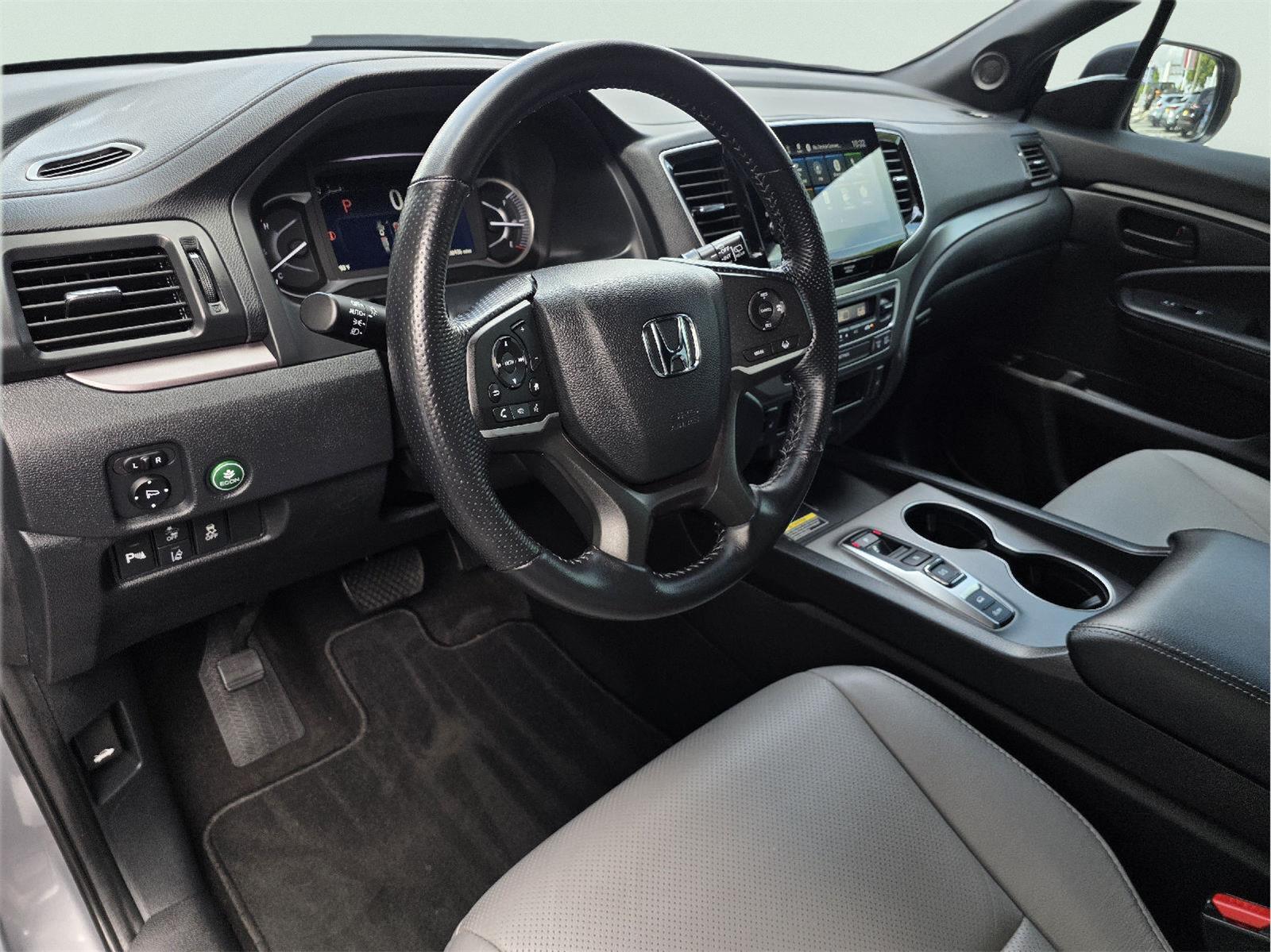 2024 Honda Passport EX-L at Honda of Clear Lake
