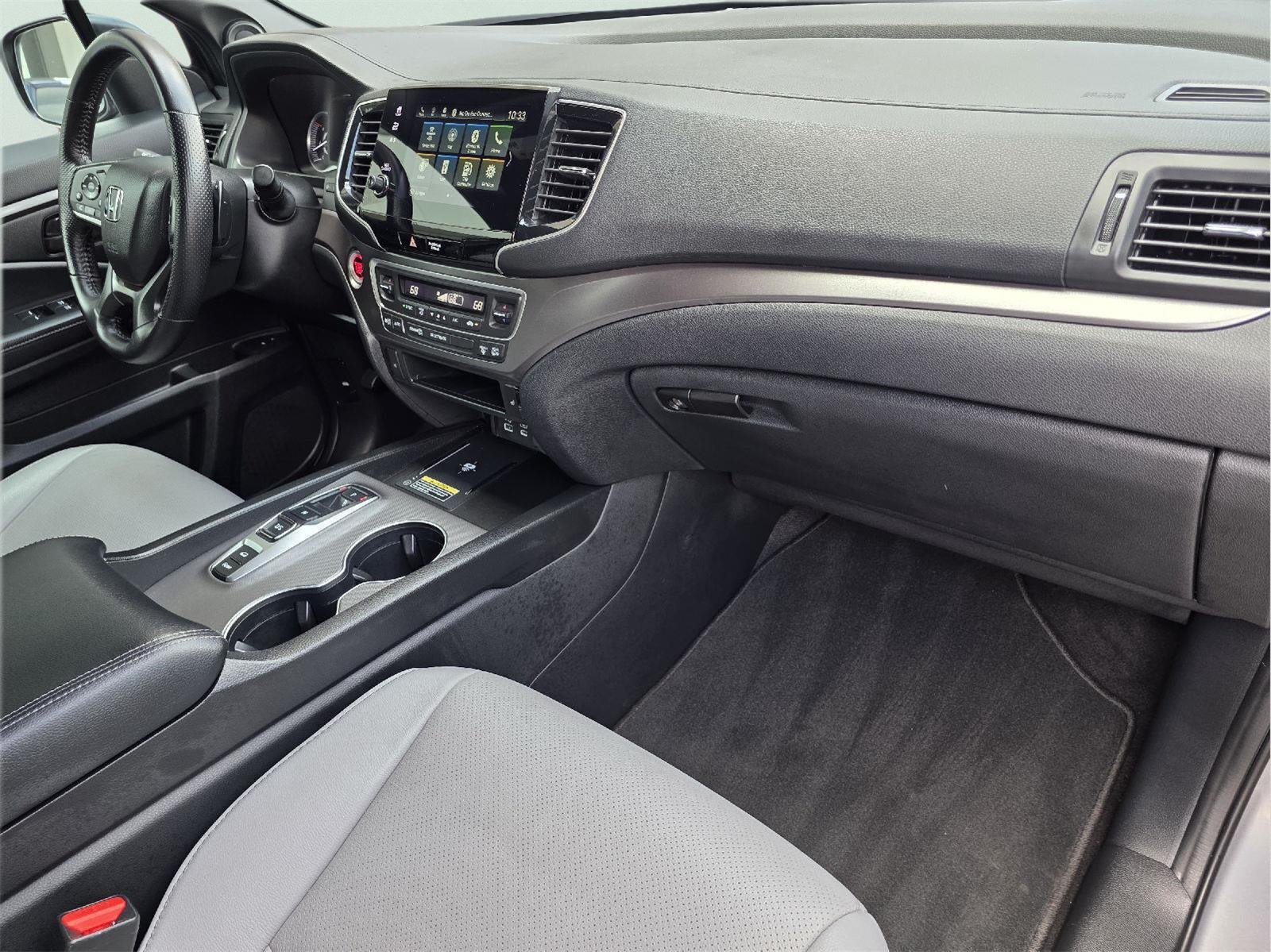 2024 Honda Passport EX-L at Honda of Clear Lake