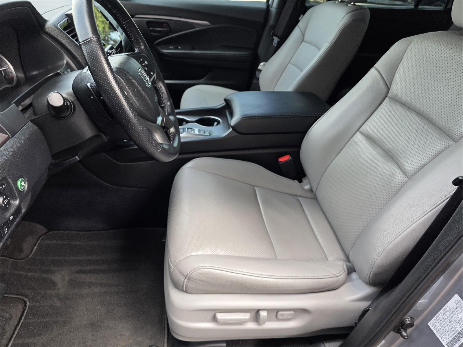 2024 Honda Passport EX-L at Honda of Clear Lake