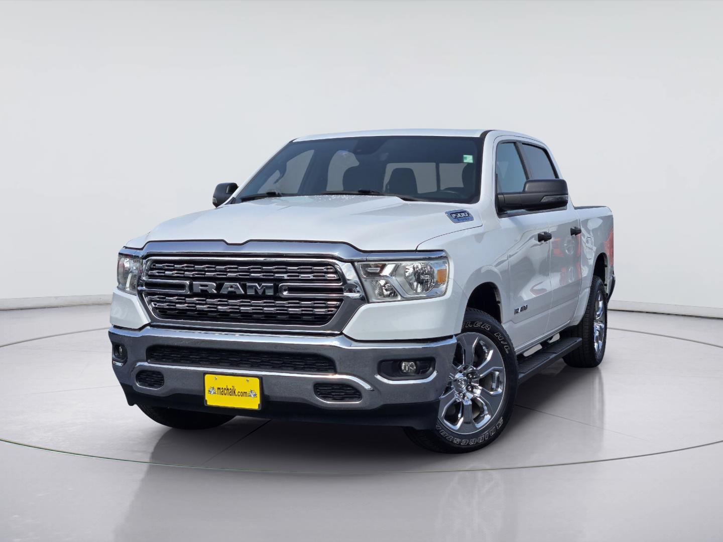 Bright White Clearcoat 2023 RAM 1500 Pickup Truck Four-Wheel Drive 8-Speed Automatic